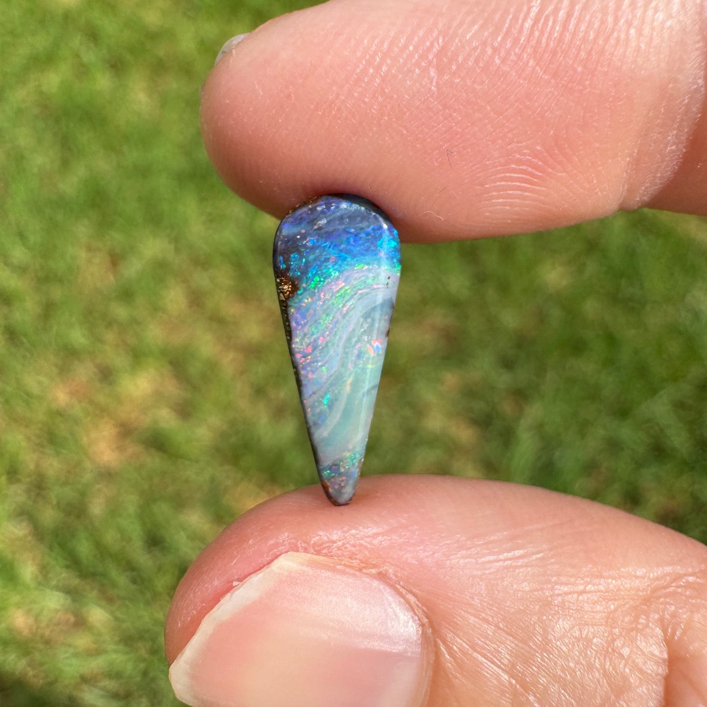 2.07 Ct small boulder opal