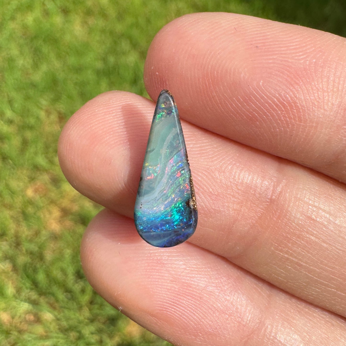 2.07 Ct small boulder opal