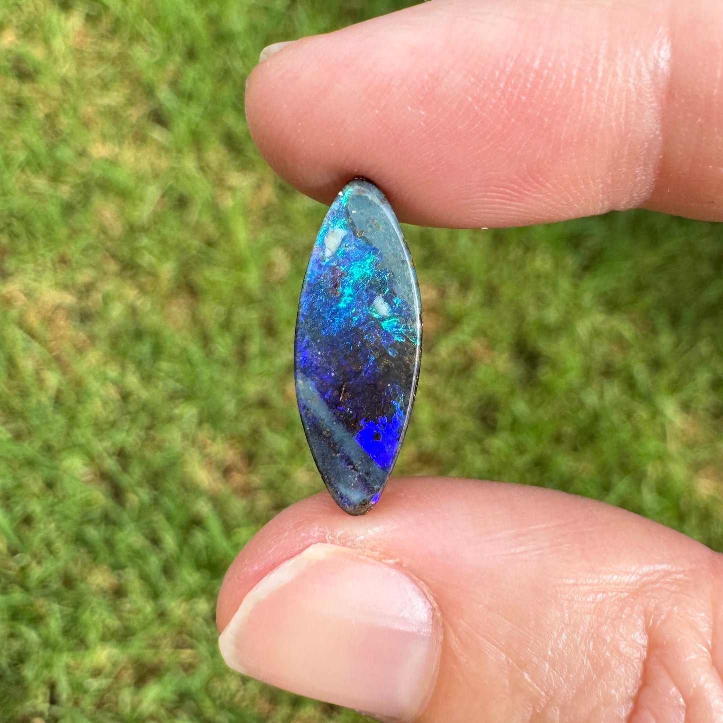 4.62 Ct small boulder opal