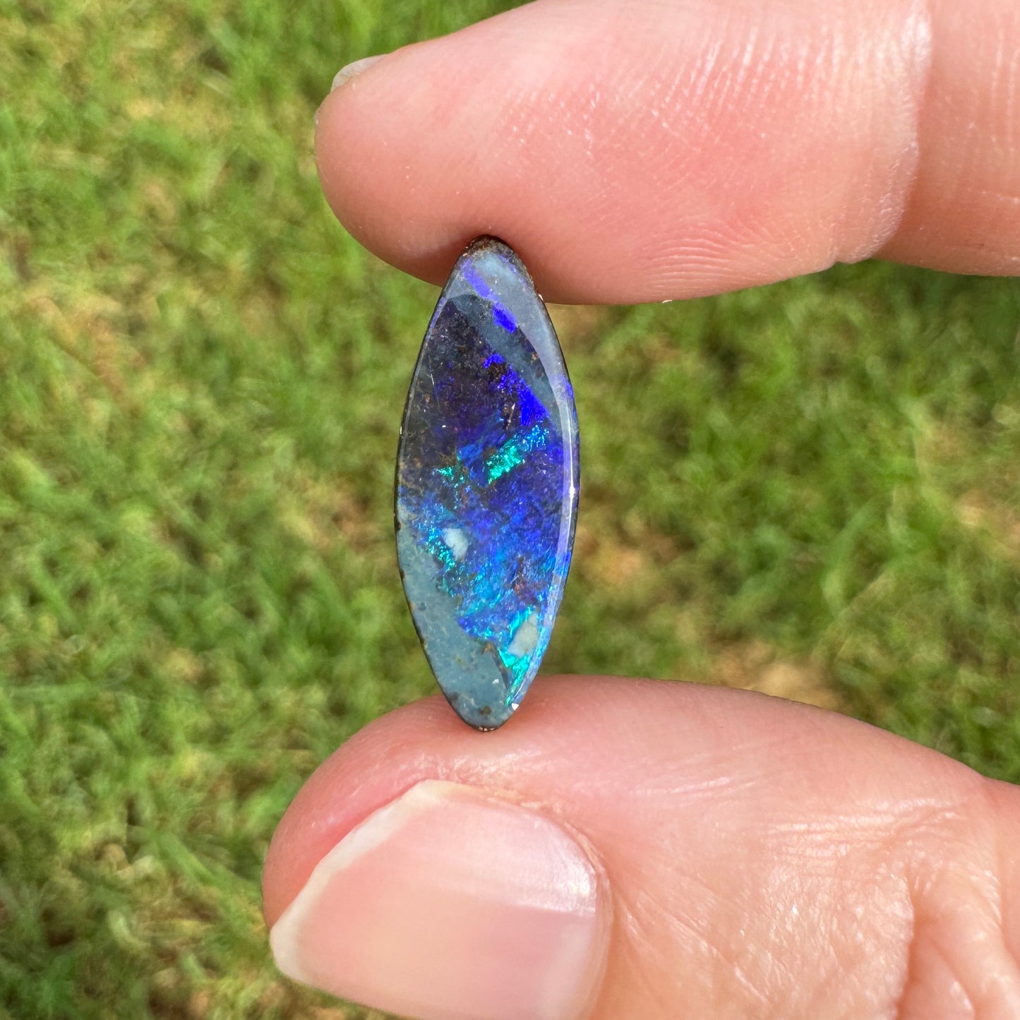 4.62 Ct small boulder opal