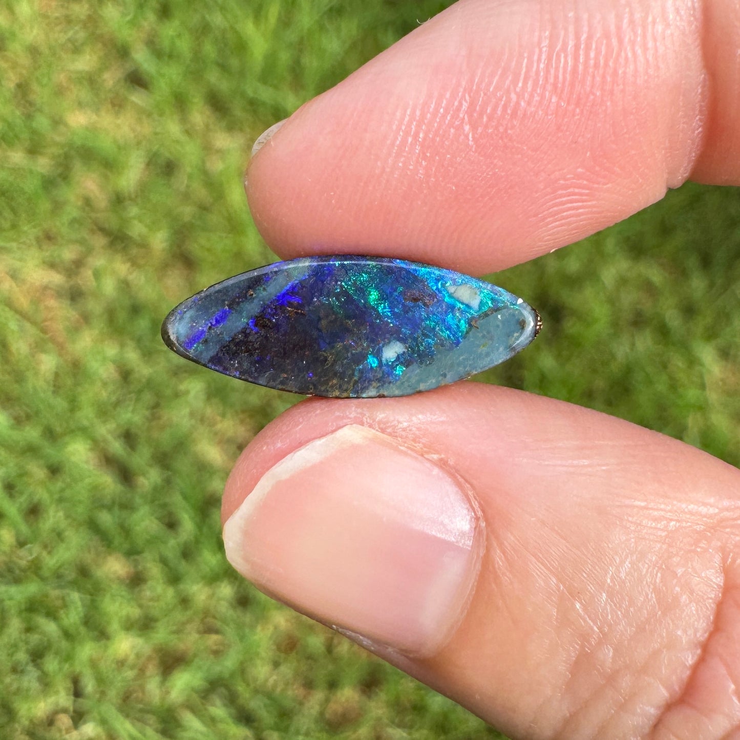 4.62 Ct small boulder opal