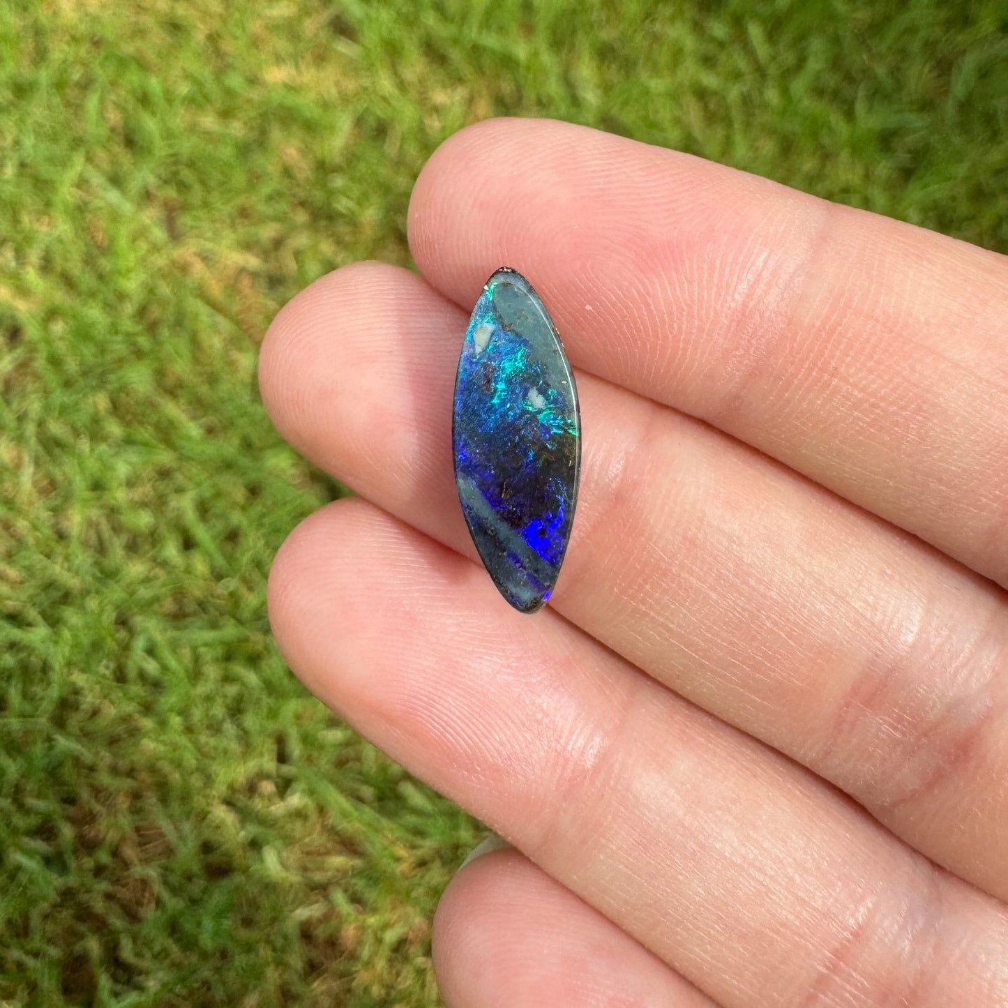 4.62 Ct small boulder opal