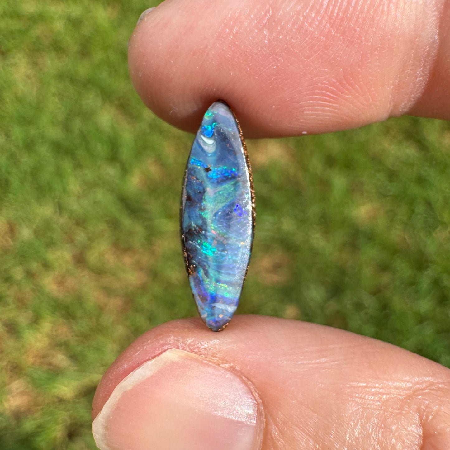 2.70 Ct small boulder opal