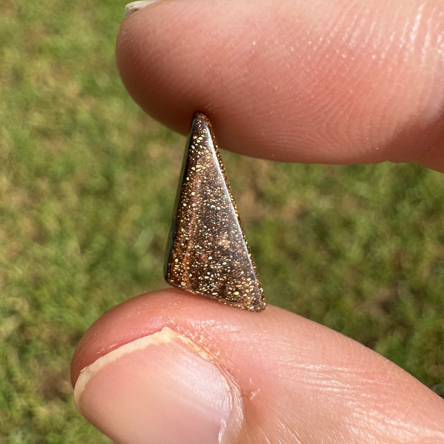 2.30 Ct small boulder opal