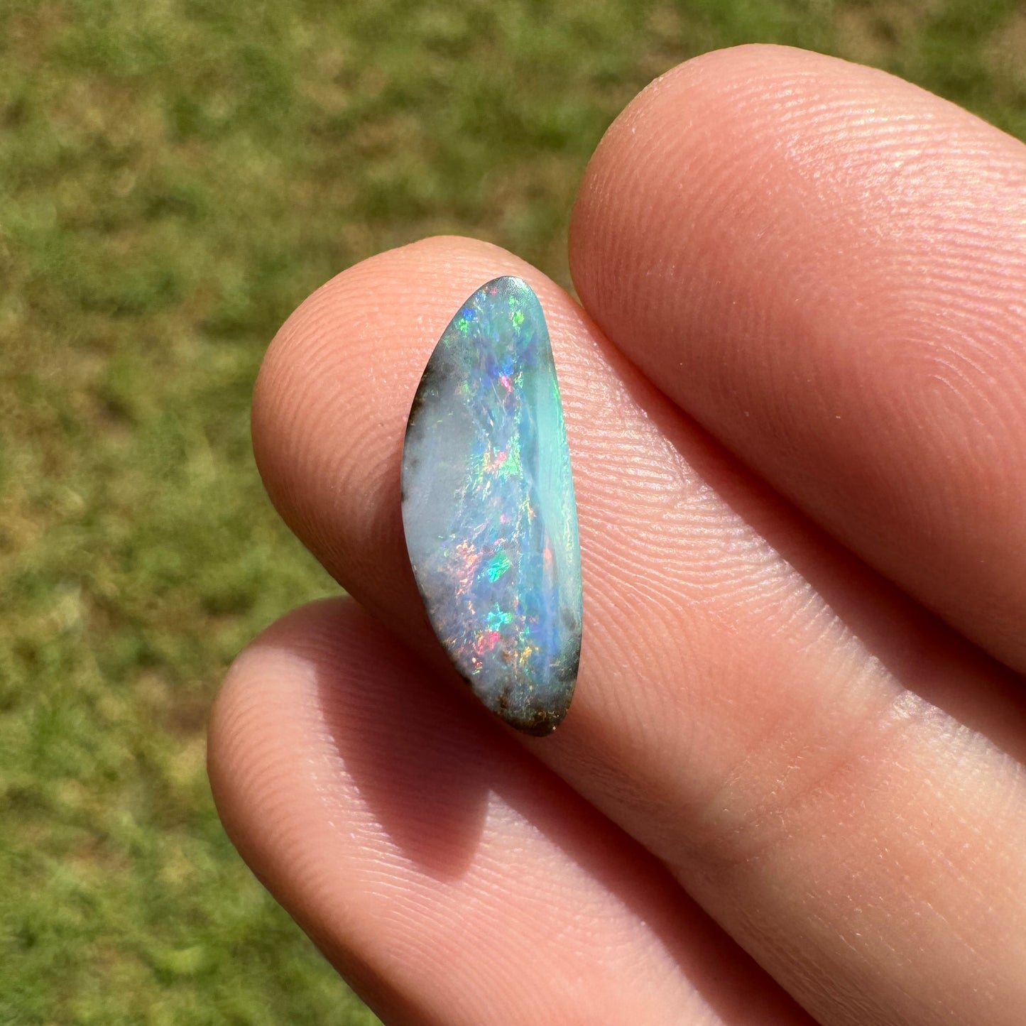 1.89 Ct small boulder opal