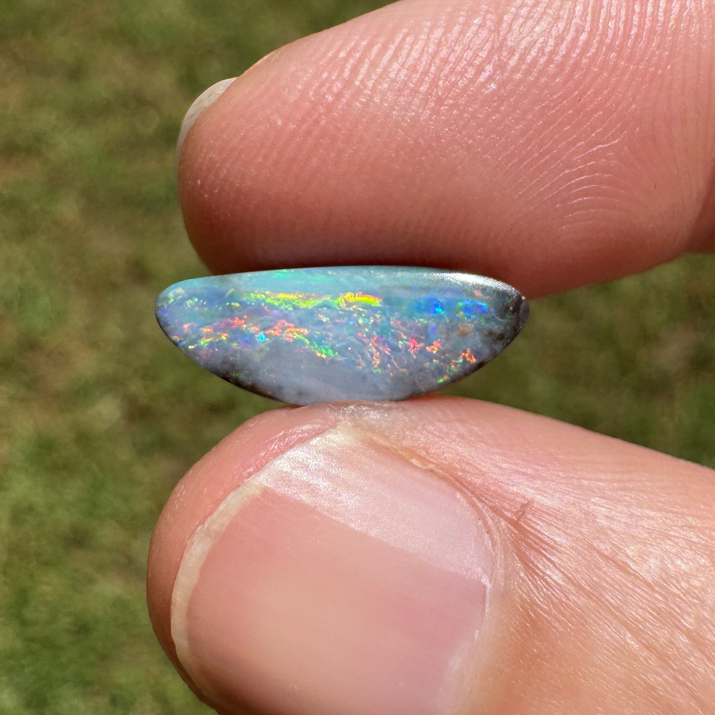 1.89 Ct small boulder opal