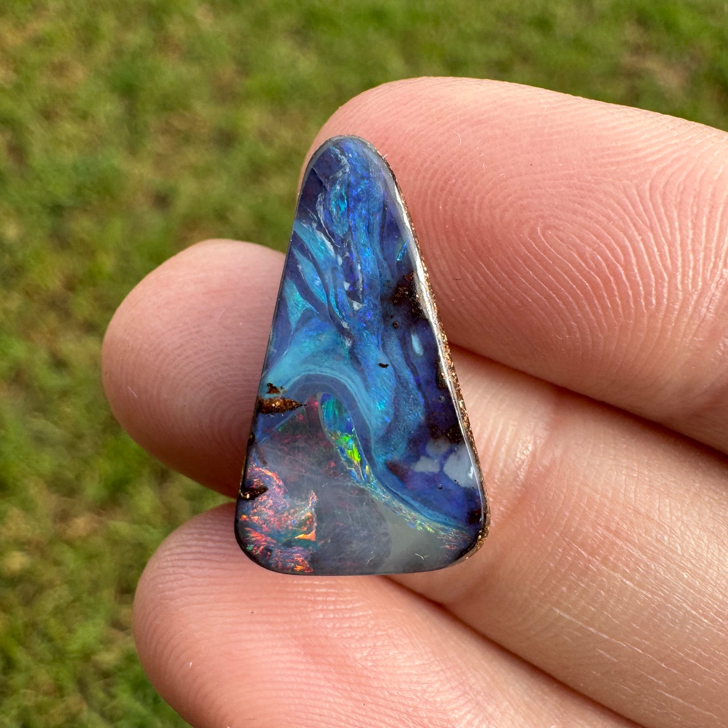 6.45 Ct swirly boulder opal