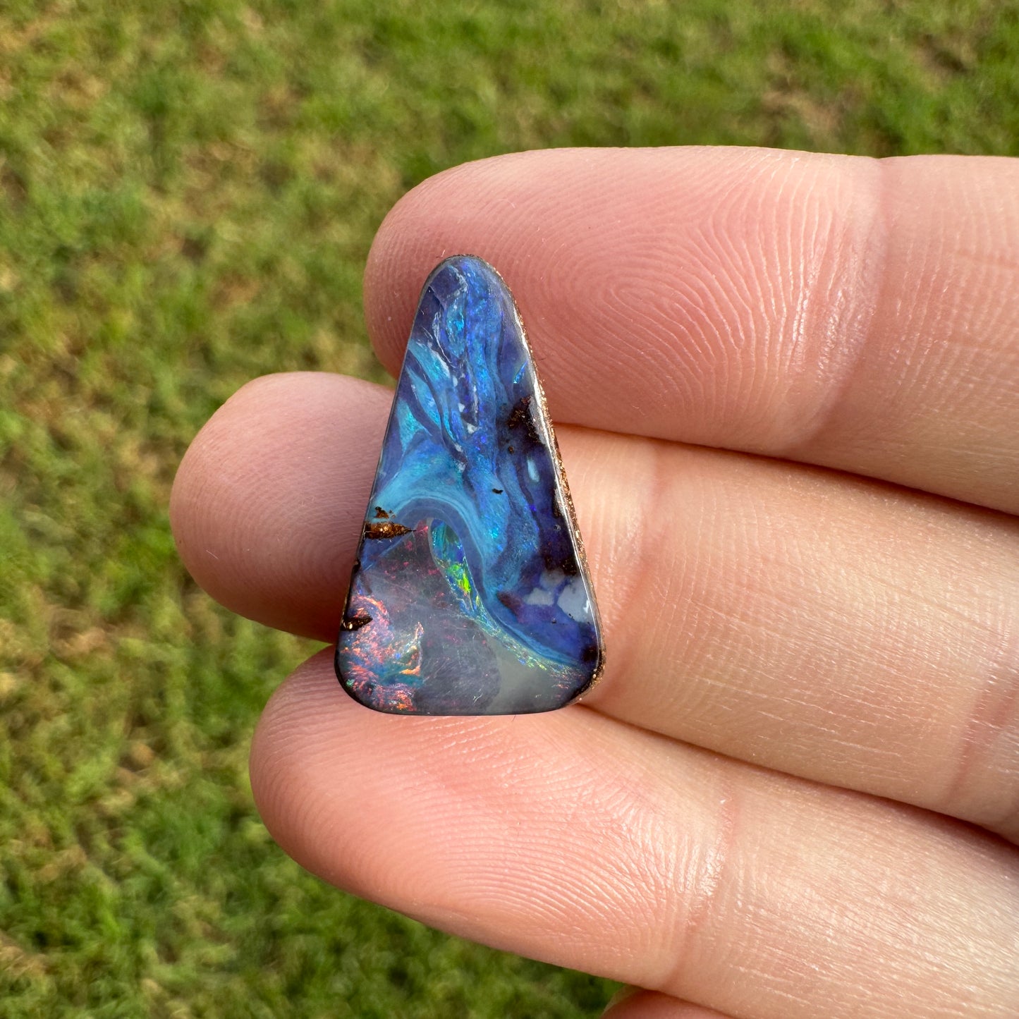 6.45 Ct swirly boulder opal