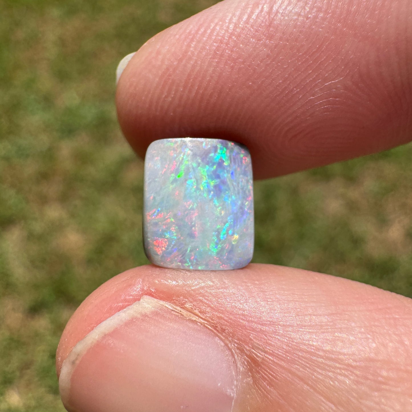 2.47 Ct small boulder opal