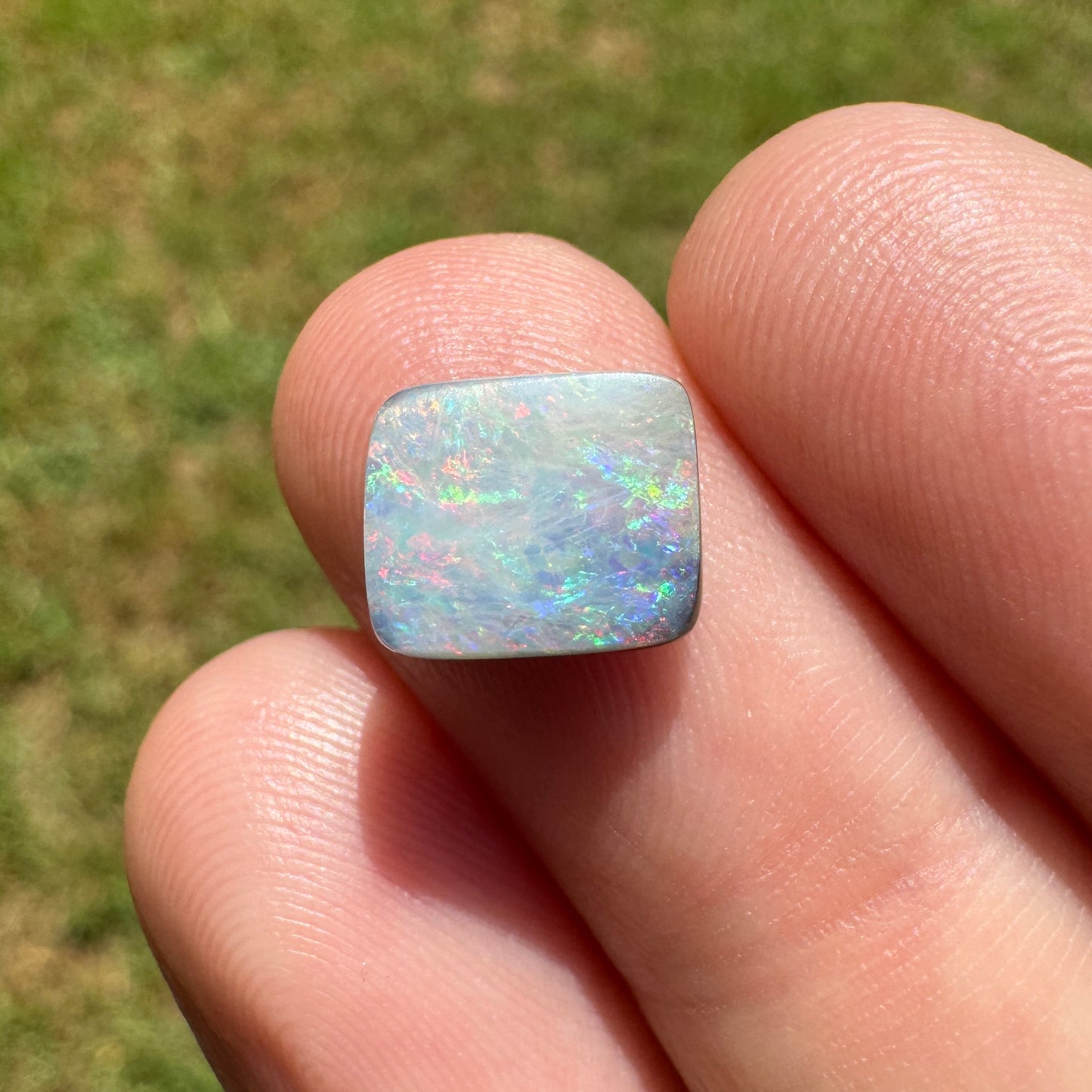 2.47 Ct small boulder opal