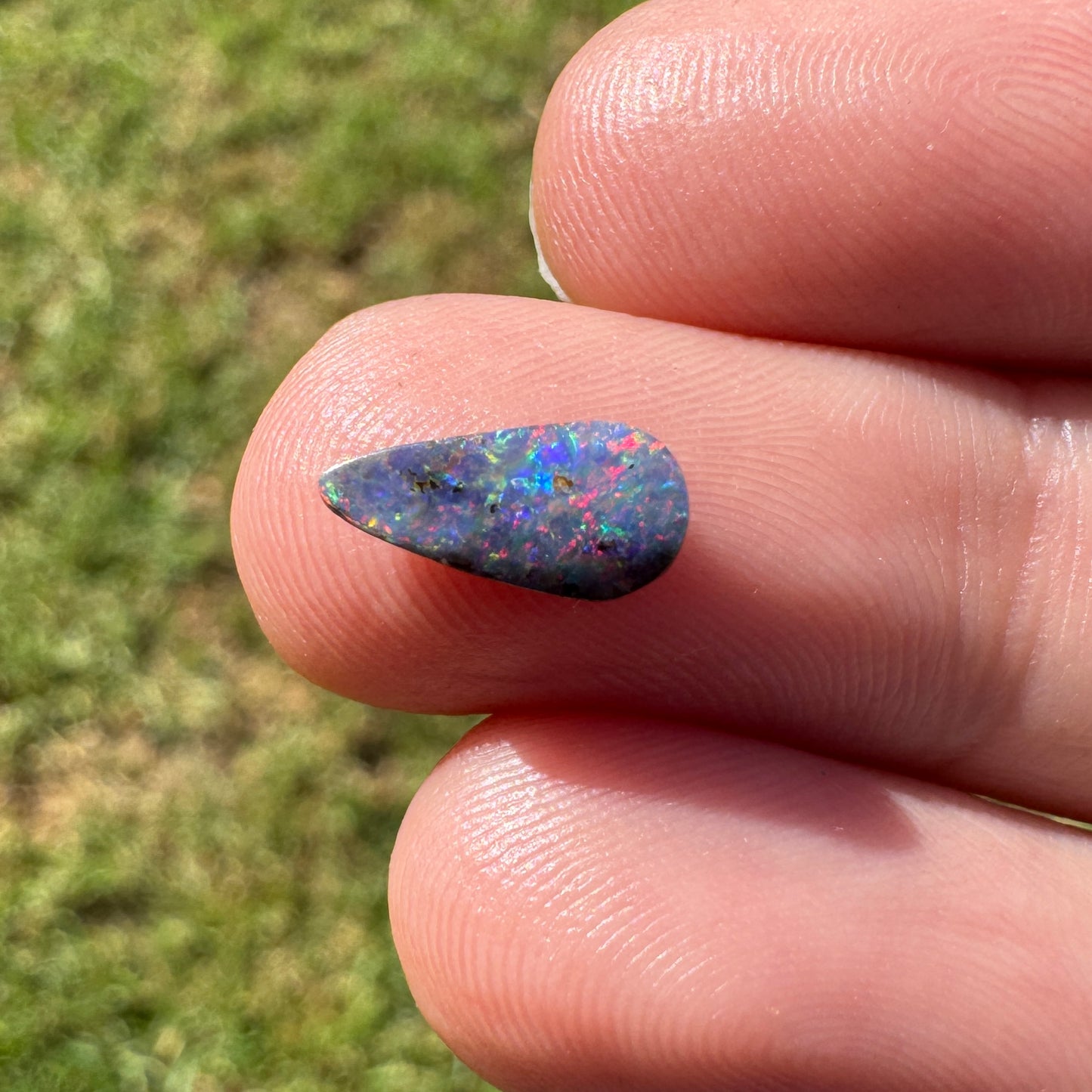 1.06 Ct small boulder opal