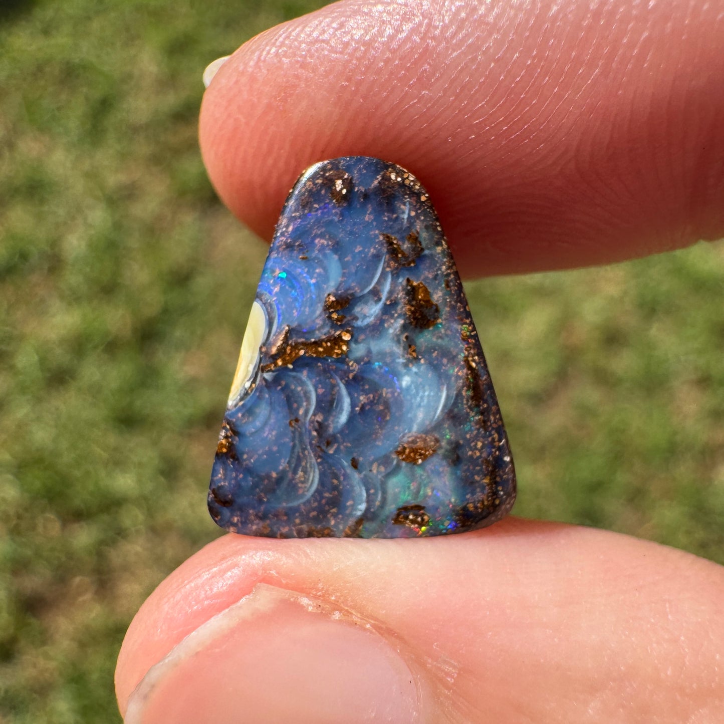 5.12 Ct small boulder opal