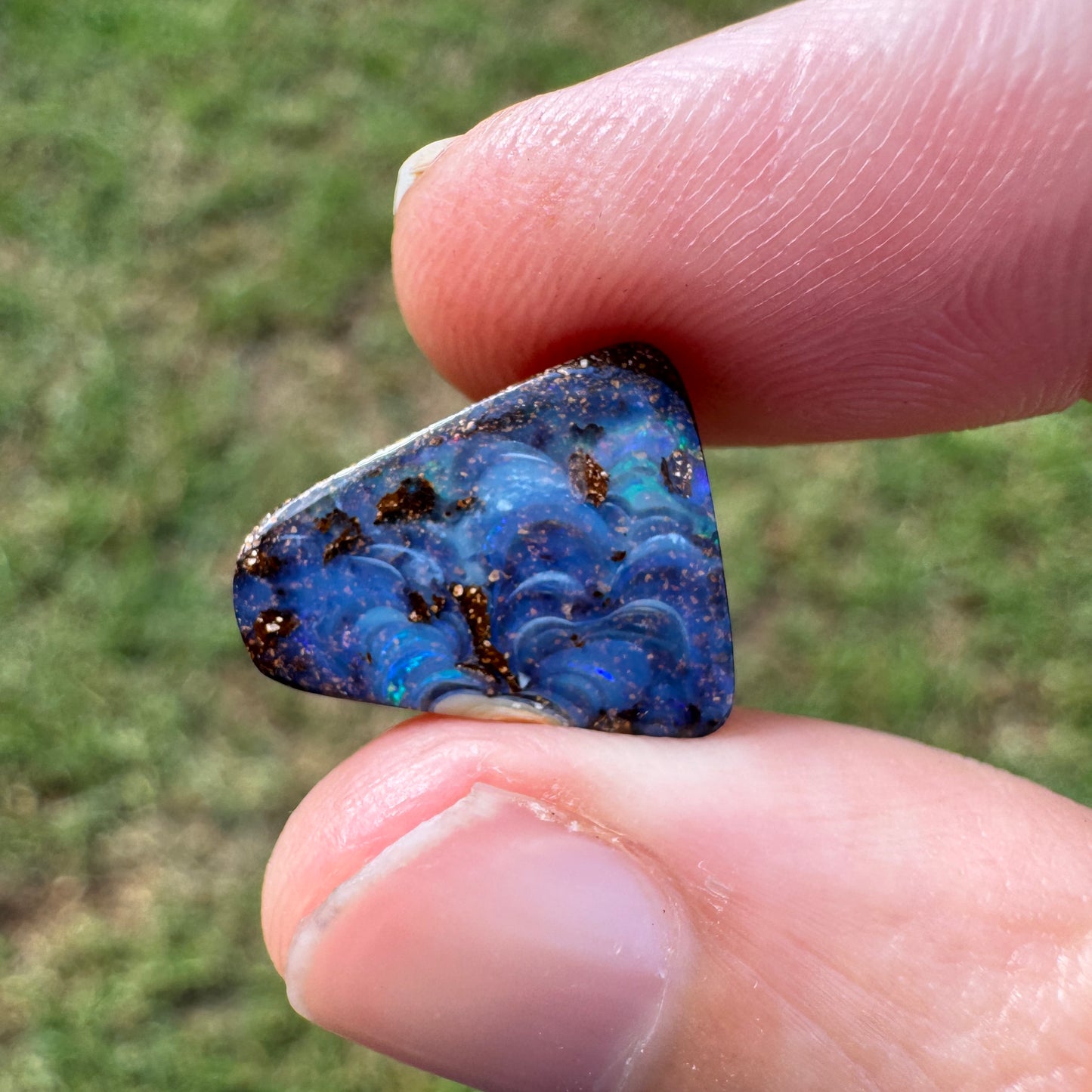 5.12 Ct small boulder opal