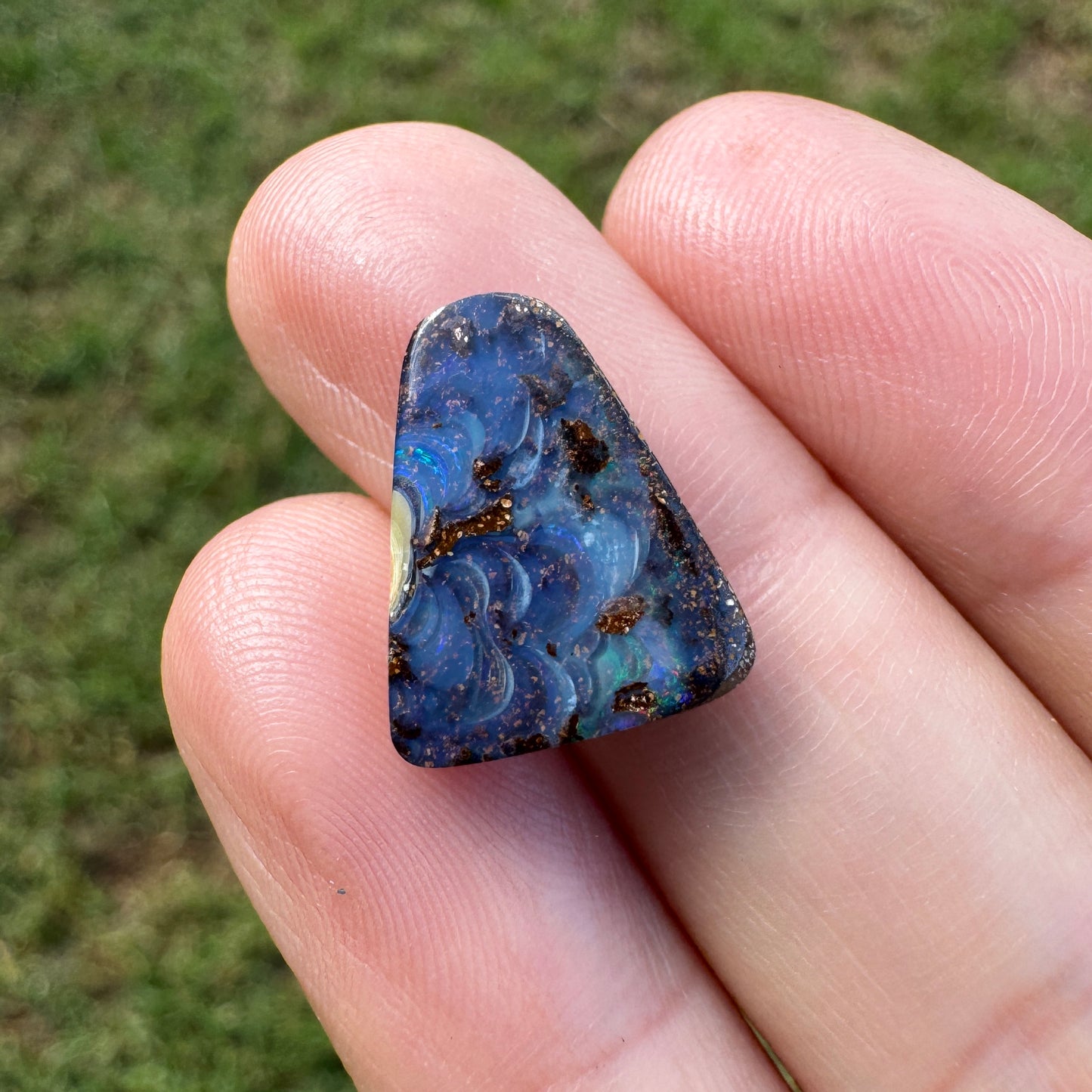 5.12 Ct small boulder opal