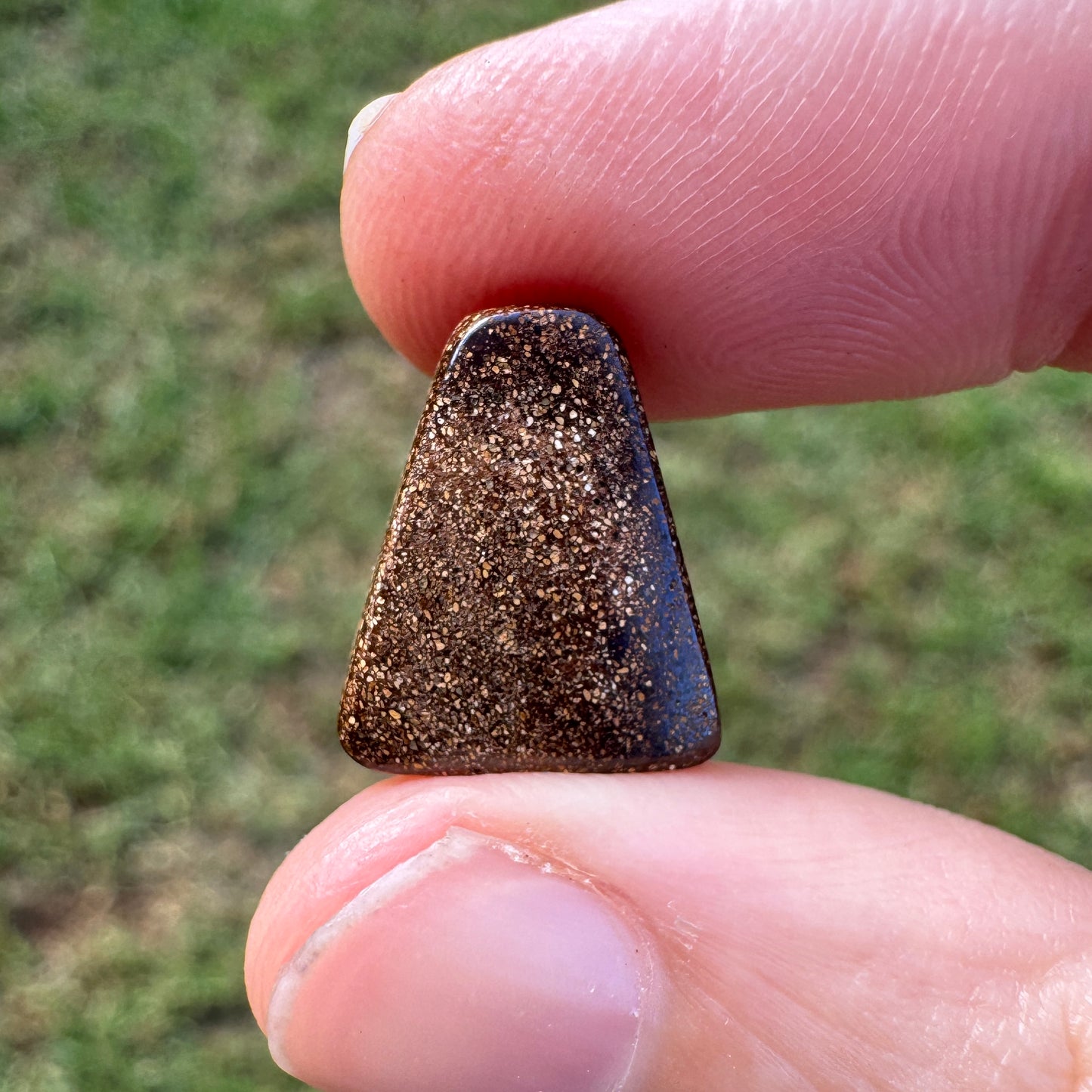 5.12 Ct small boulder opal