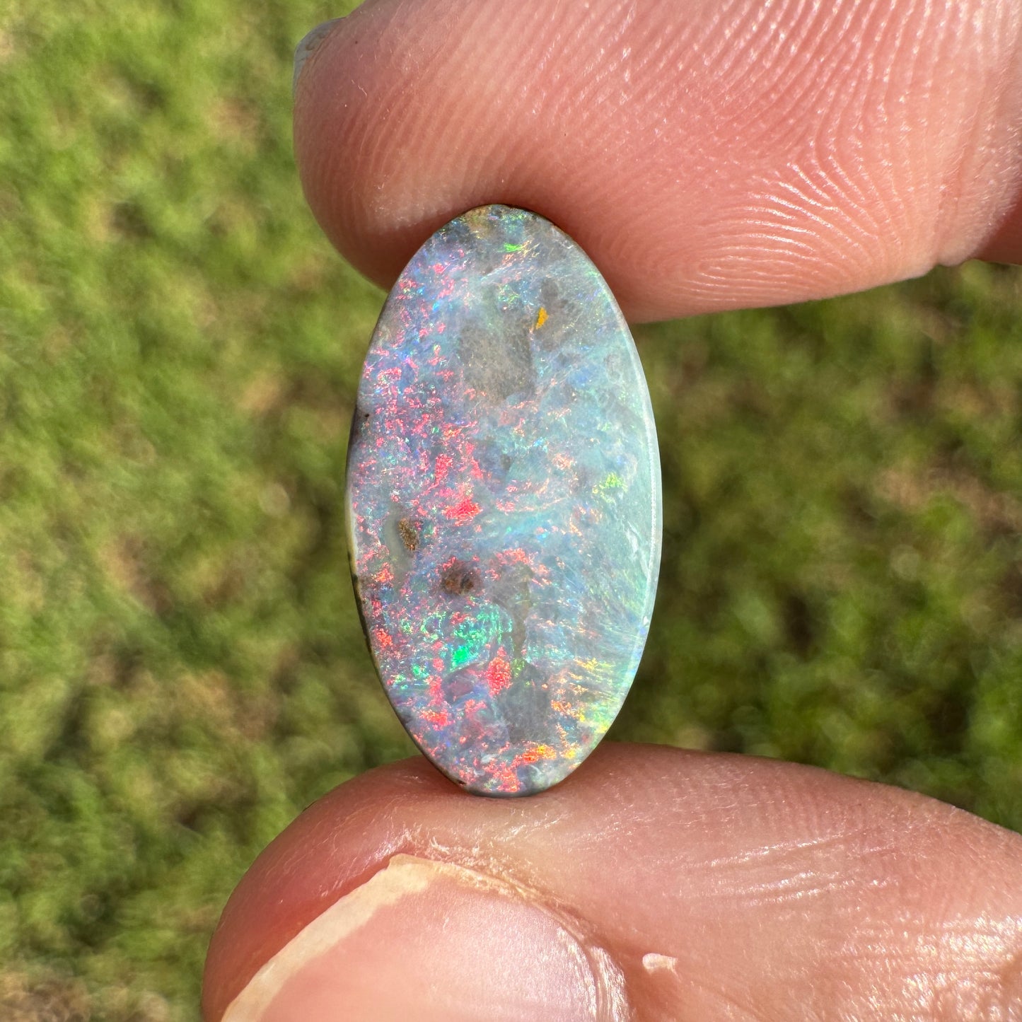 5.30 Ct oval boulder opal