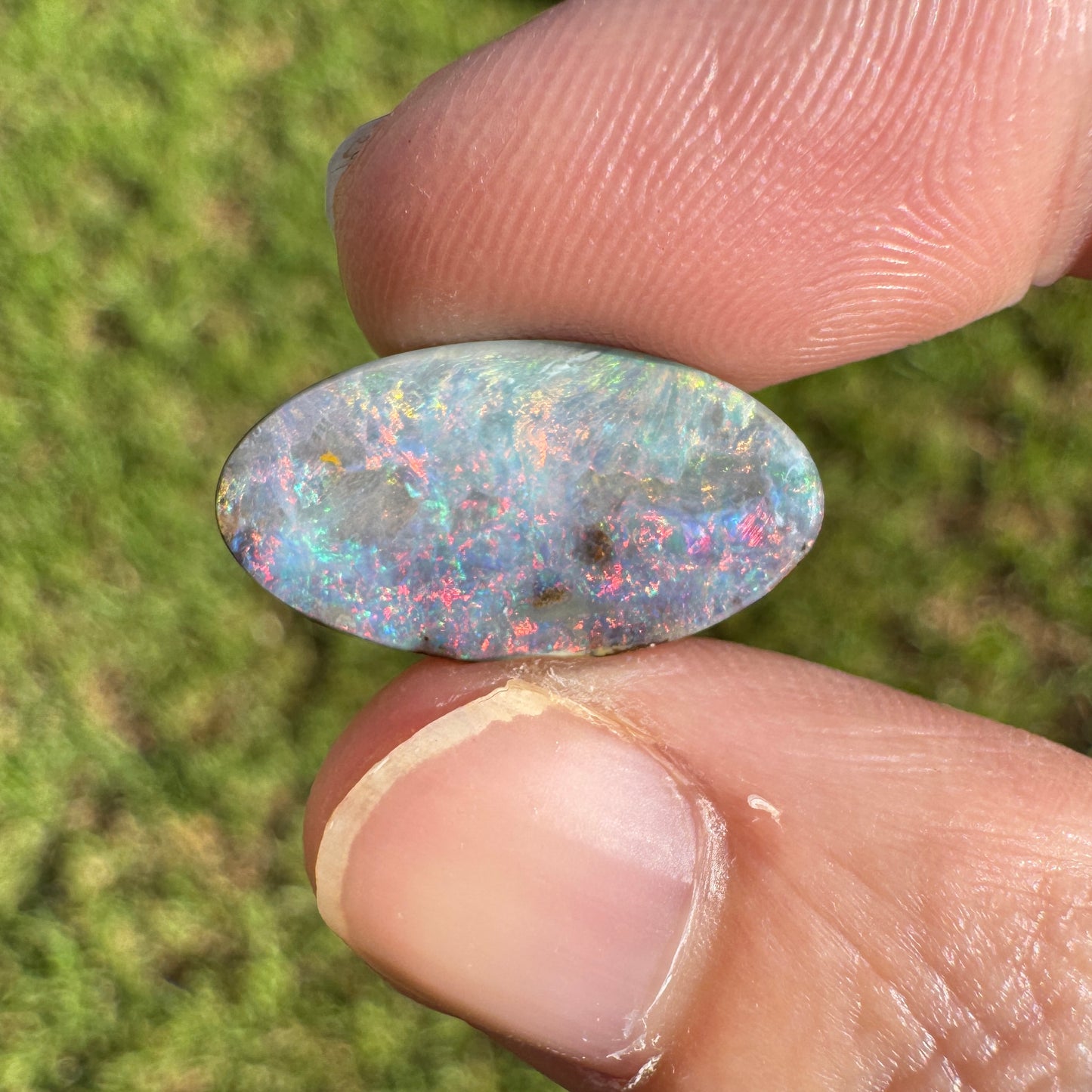 5.30 Ct oval boulder opal