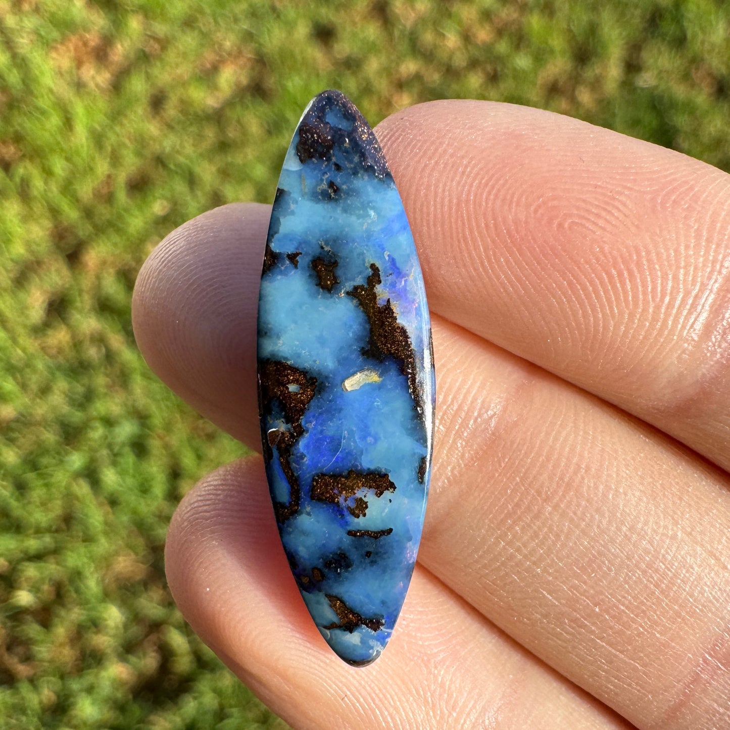 10.77 Ct blue boulder opal