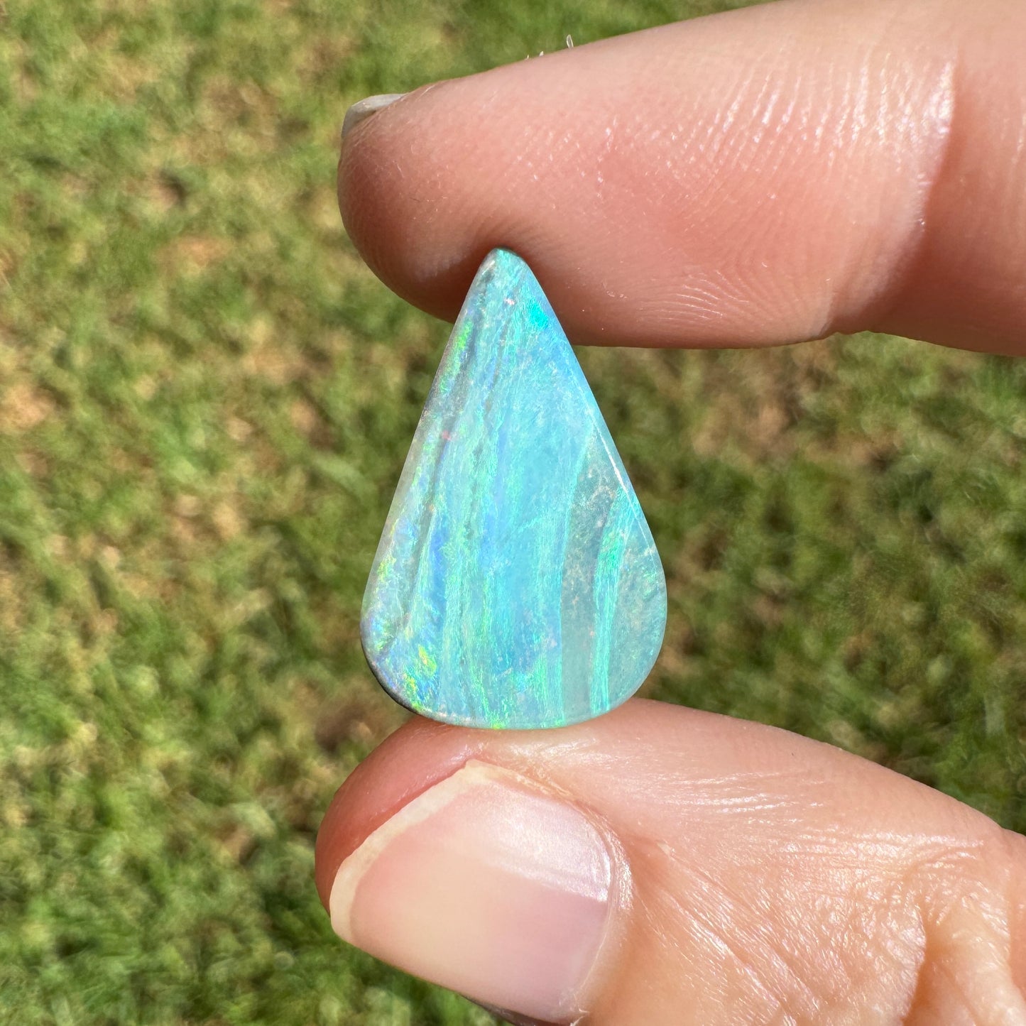 7.92 Ct teardrop boulder opal