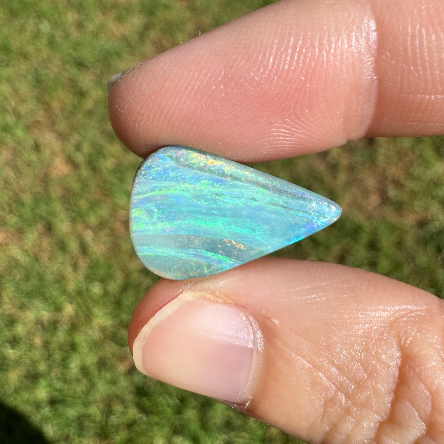 7.92 Ct teardrop boulder opal