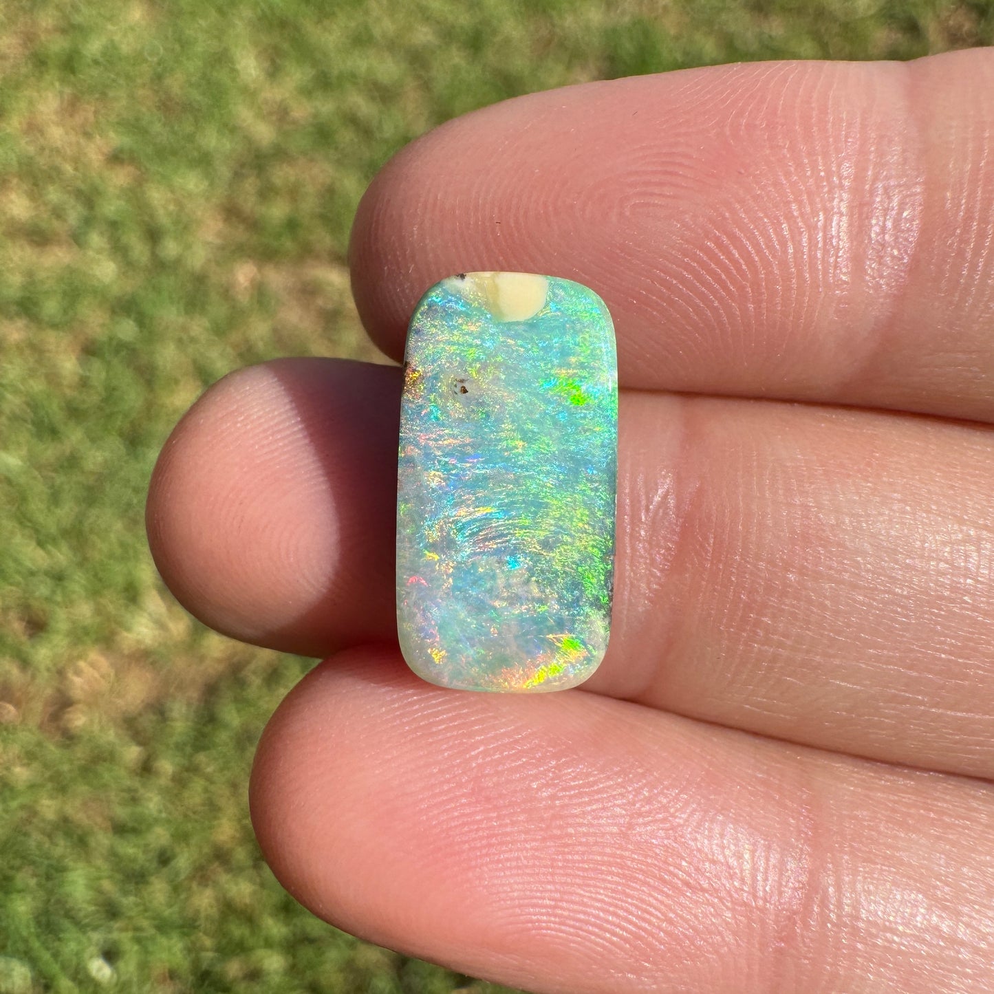 4.95 Ct small rectangle boulder opal