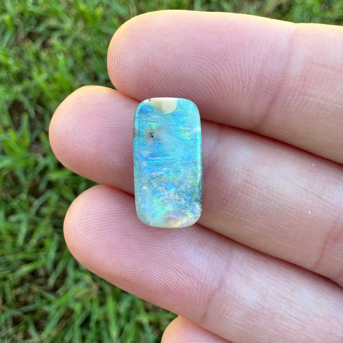 4.95 Ct small rectangle boulder opal