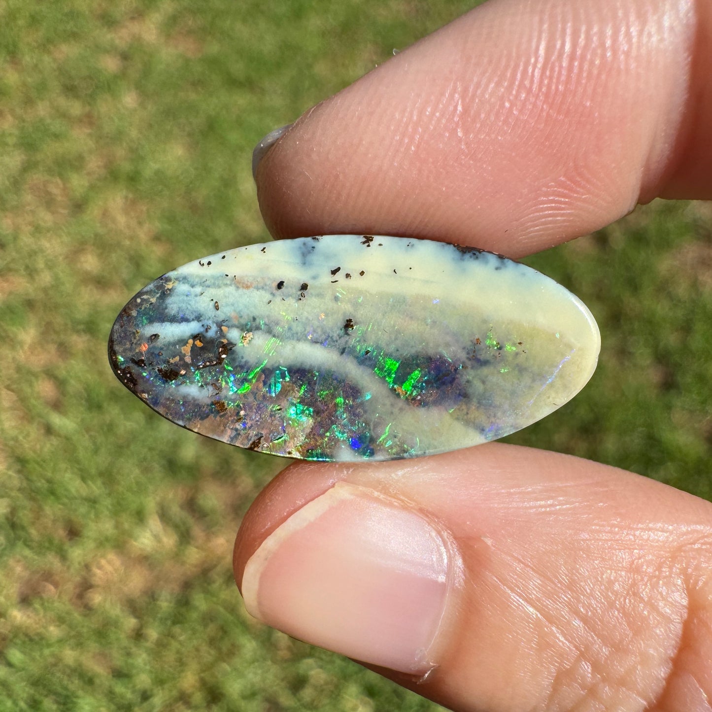 16.03 Ct green and purple boulder opal