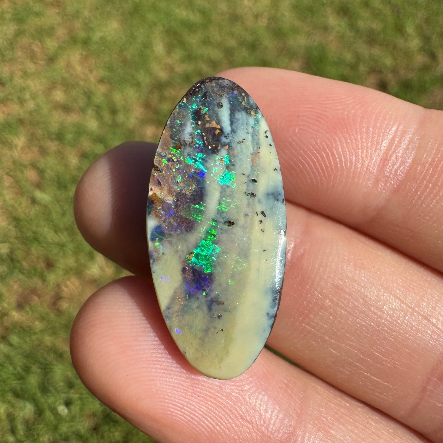 16.03 Ct green and purple boulder opal