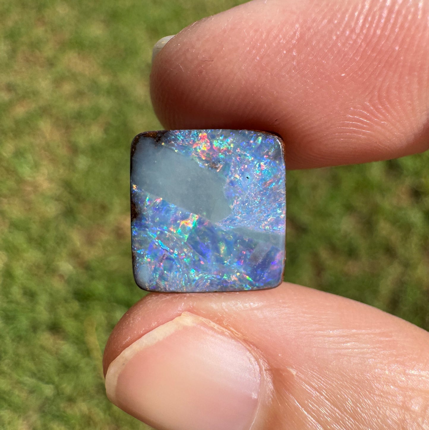 5.15 Ct small boulder opal