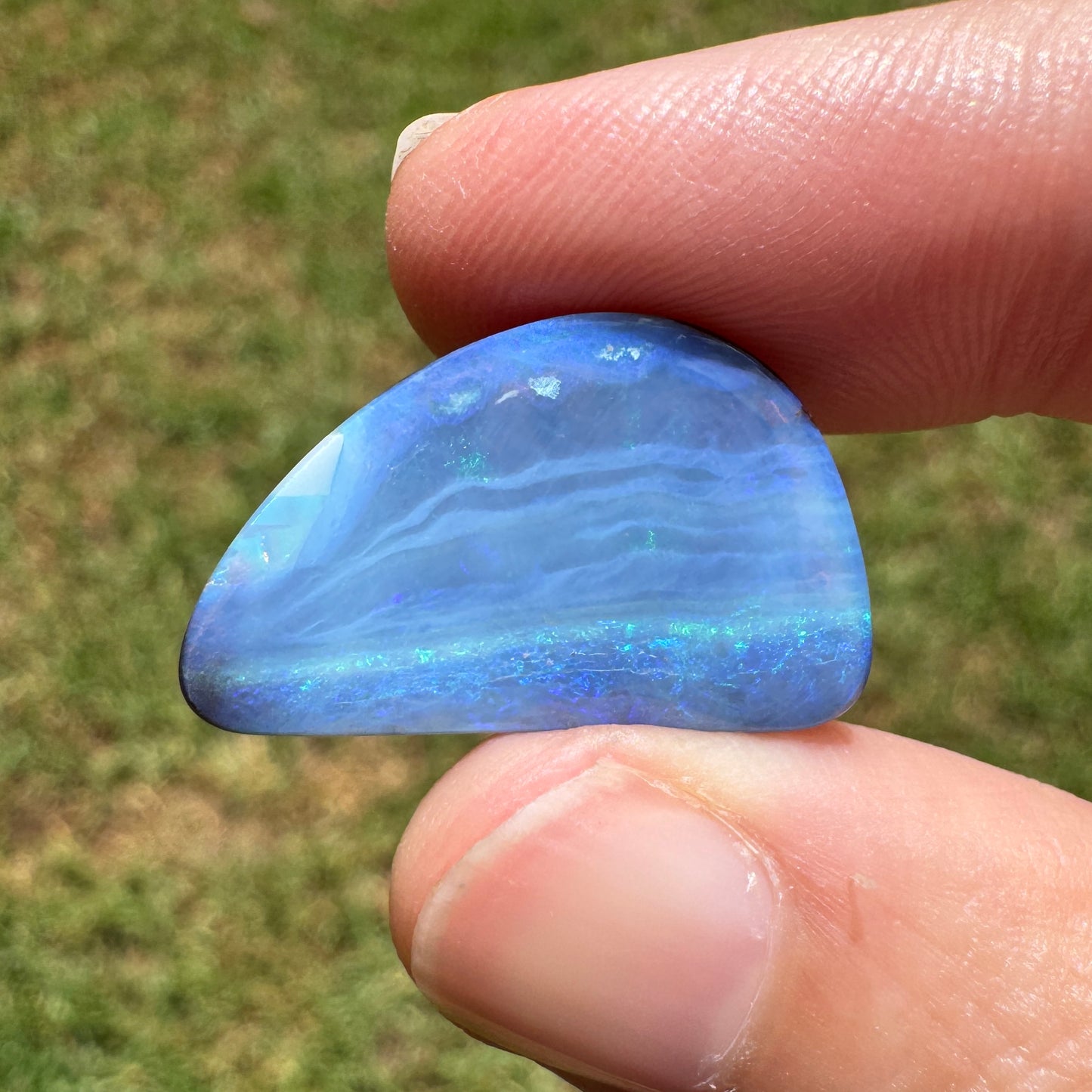 14.07 Ct blue boulder opal