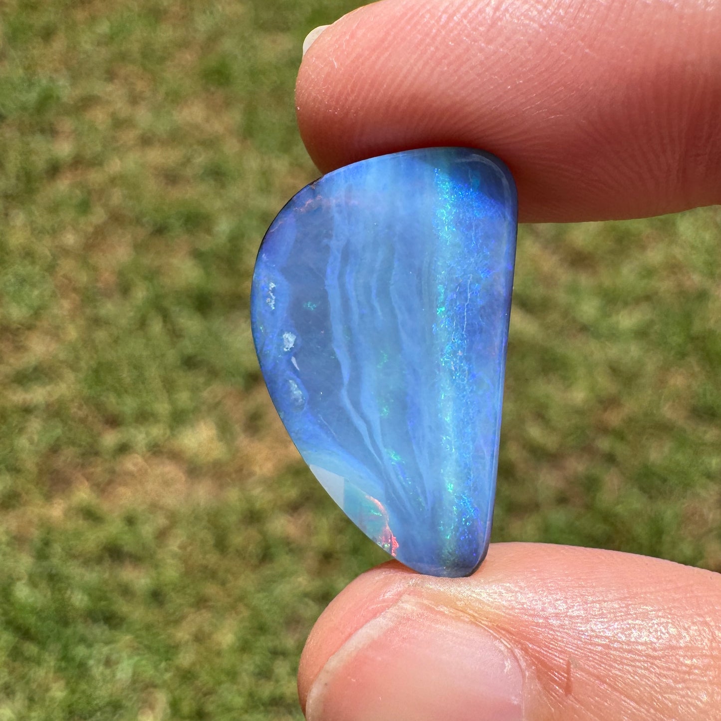 14.07 Ct blue boulder opal