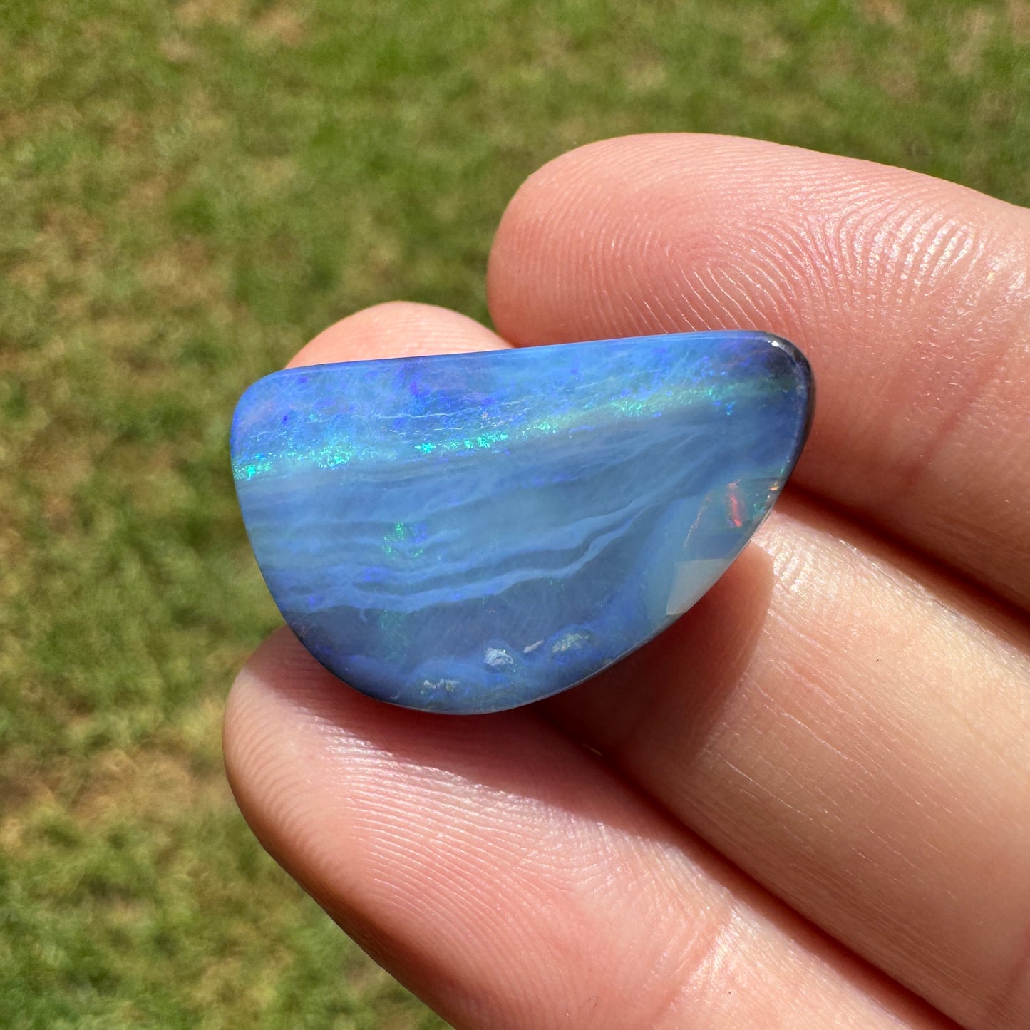 14.07 Ct blue boulder opal