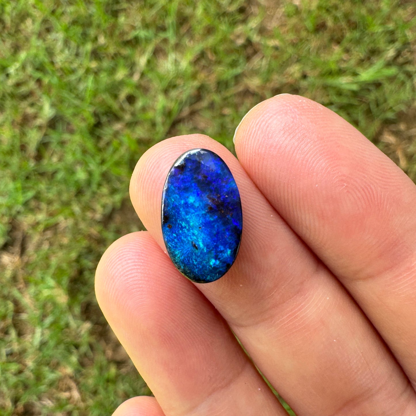 3.91 Ct small oval boulder opal