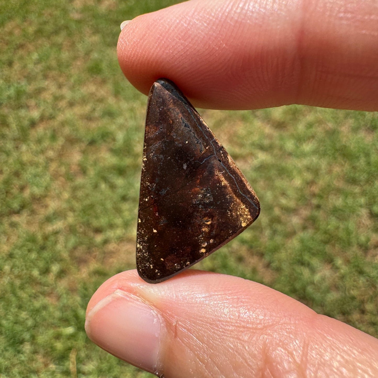 13.35 Ct triangle boulder opal