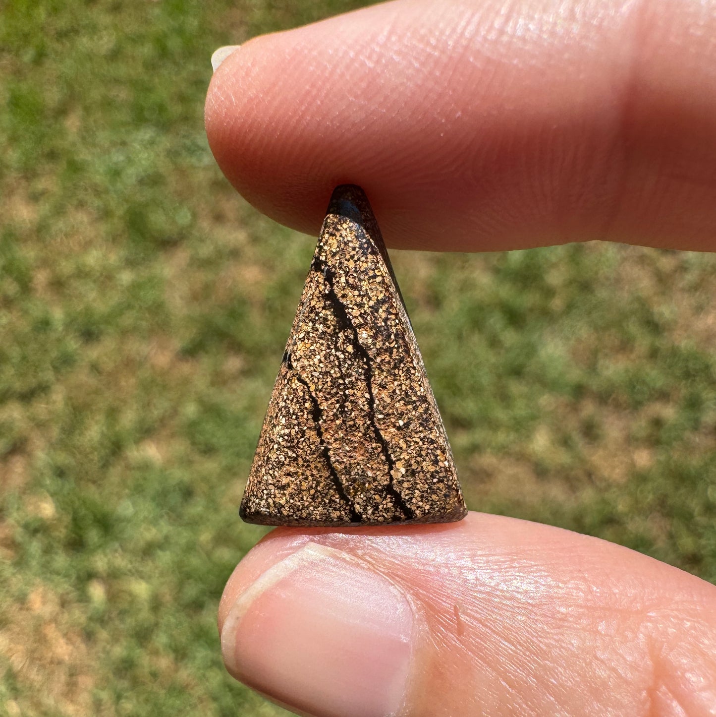 7.23 Ct triangle boulder opal