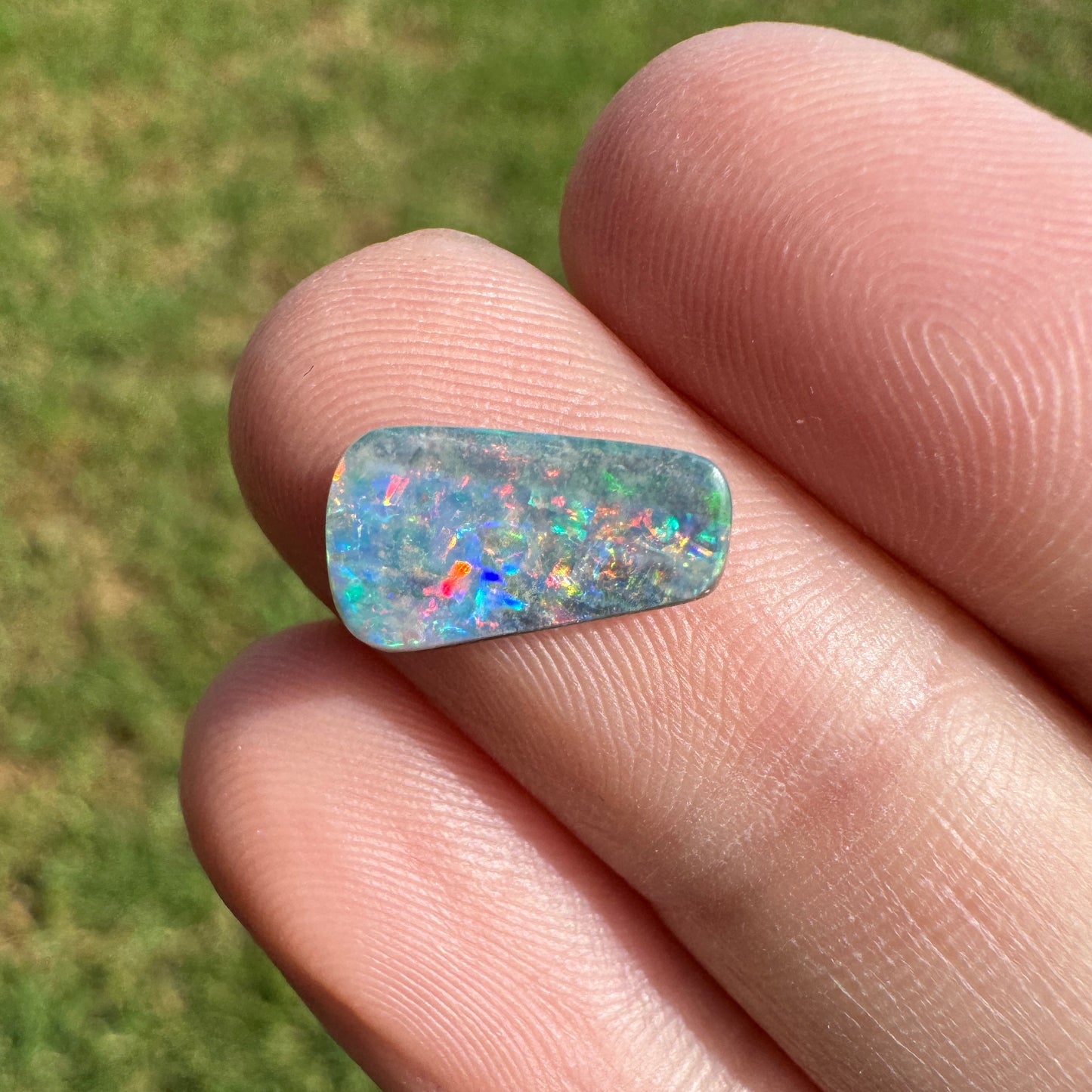 2.36 Ct rainbow boulder opal