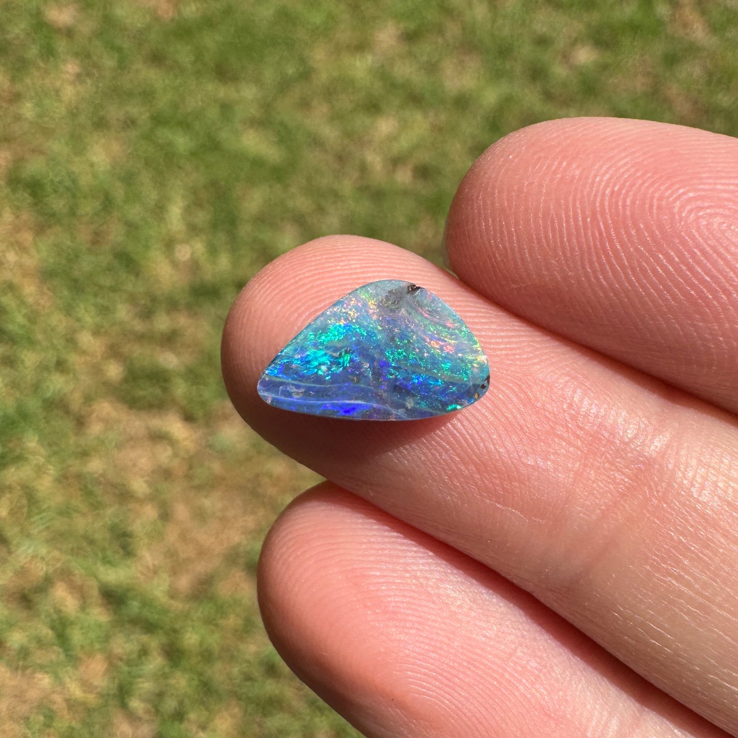 1.66 Ct small boulder opal