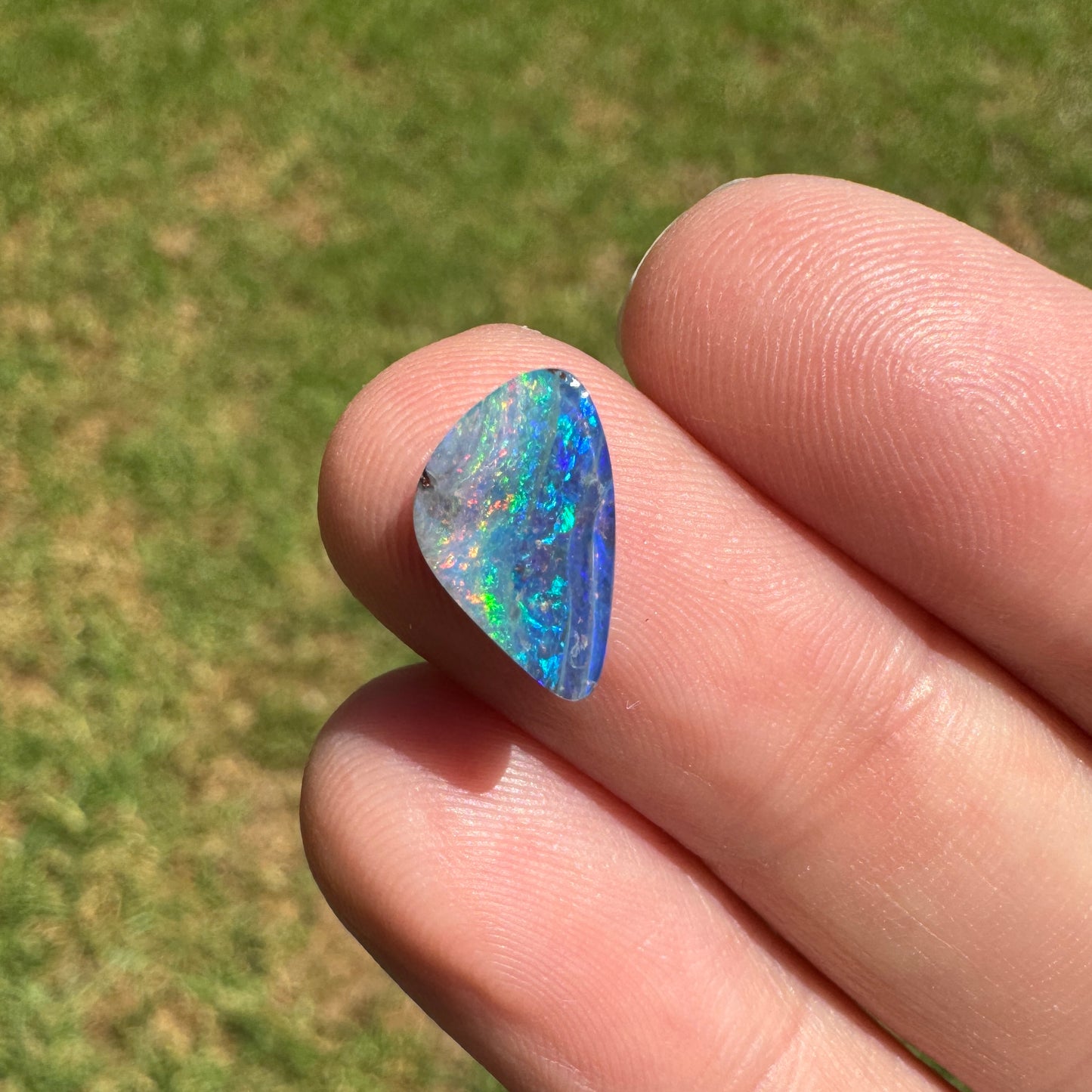 1.66 Ct small boulder opal