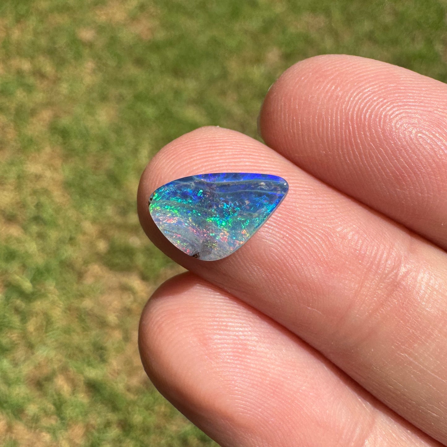 1.66 Ct small boulder opal