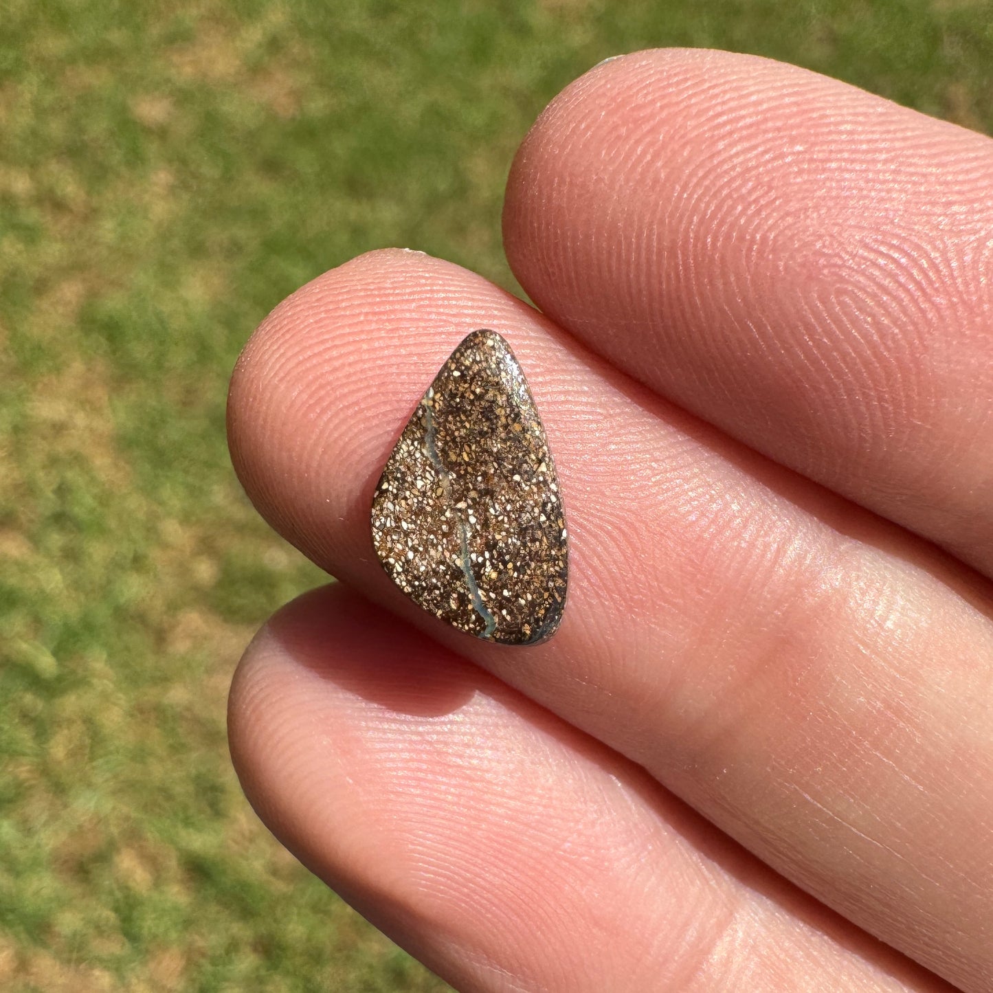 1.66 Ct small boulder opal