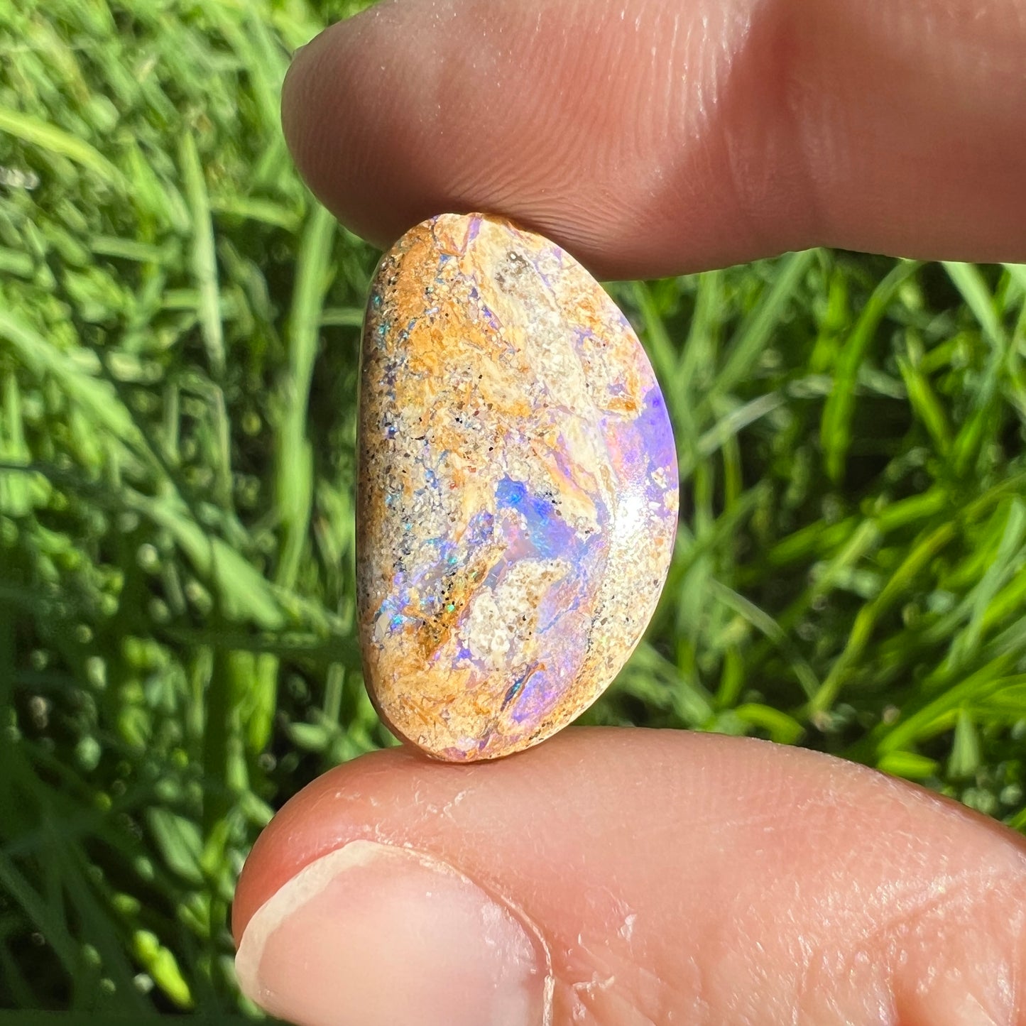 7.68 Ct wood replacement opal