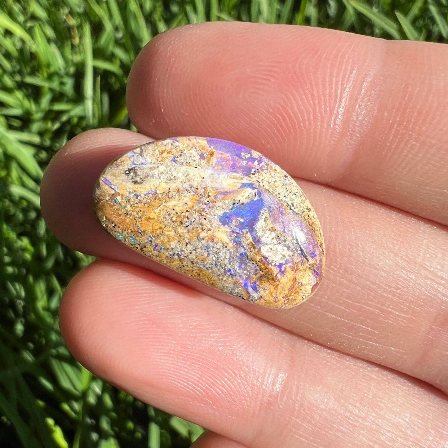 7.68 Ct wood replacement opal