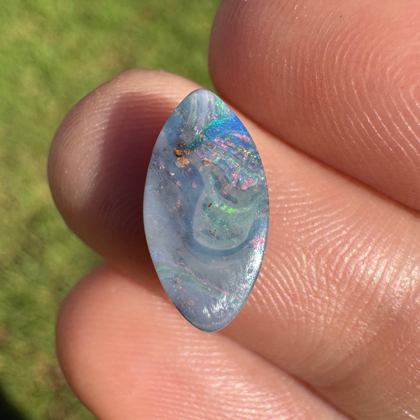 2.18 Ct small boulder opal