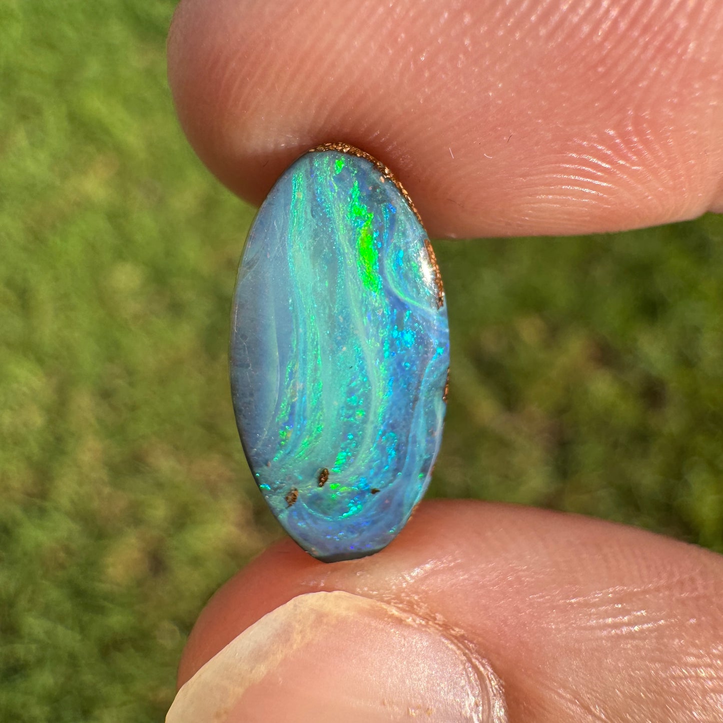 4.11 Ct green-blue boulder opal