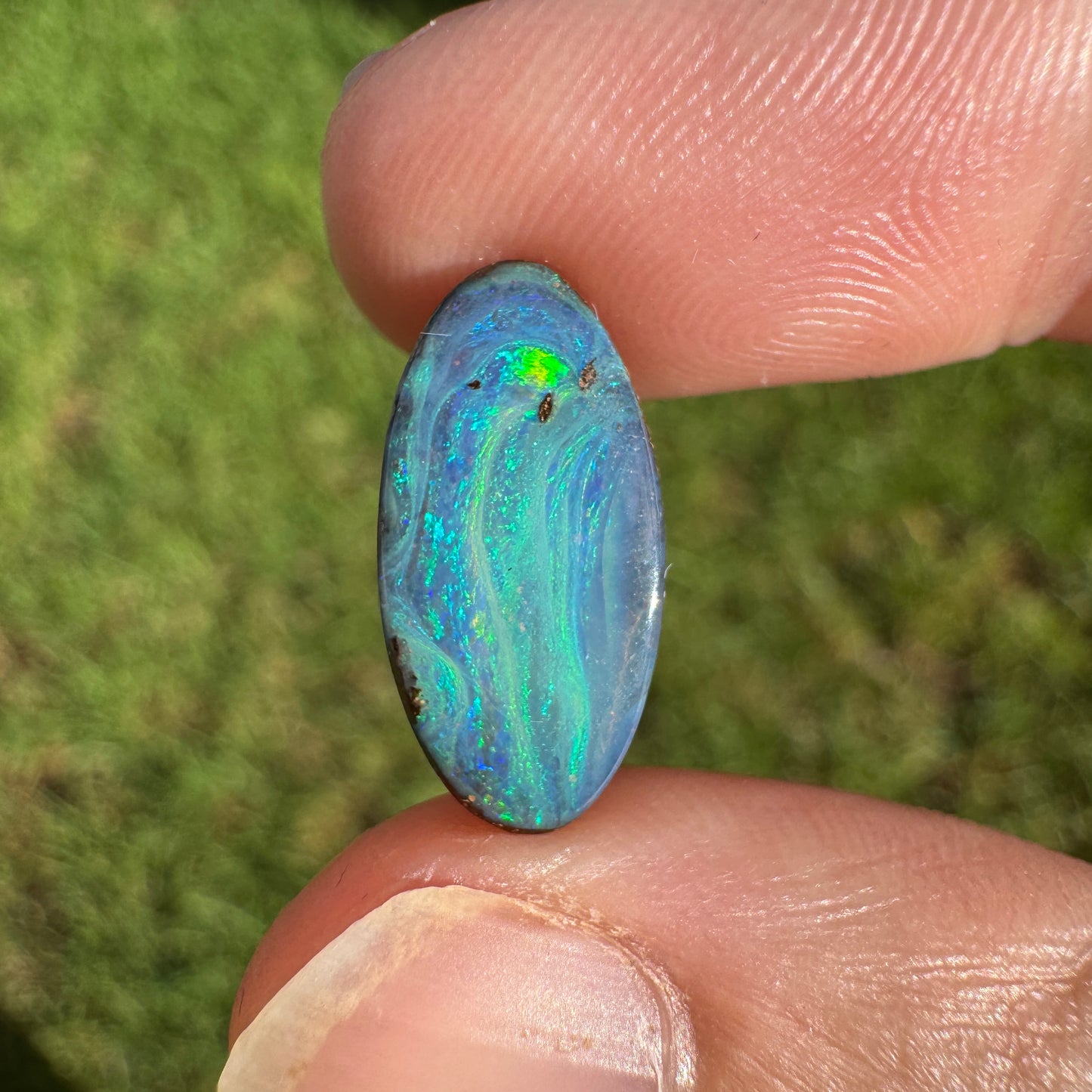 4.11 Ct green-blue boulder opal