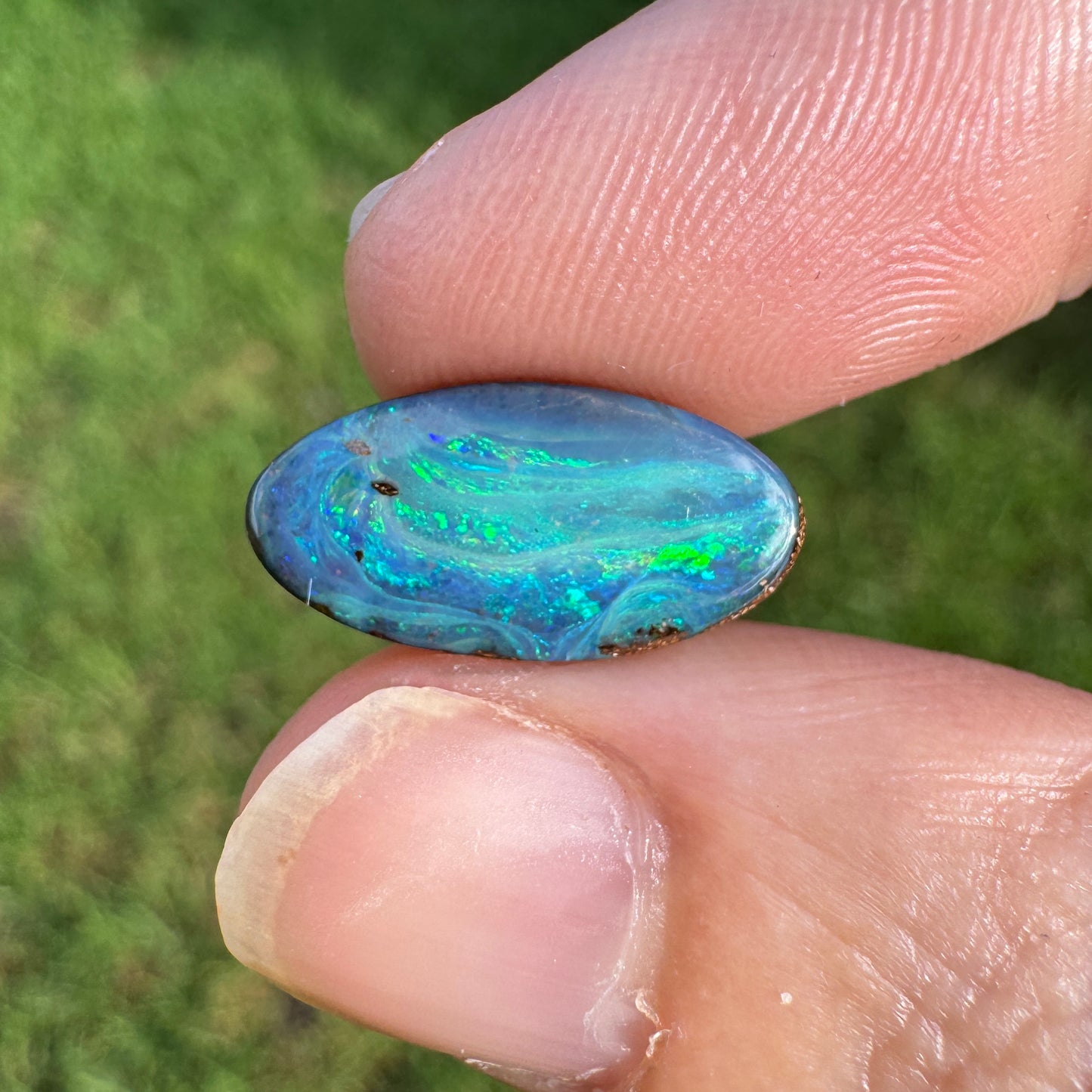 4.11 Ct green-blue boulder opal