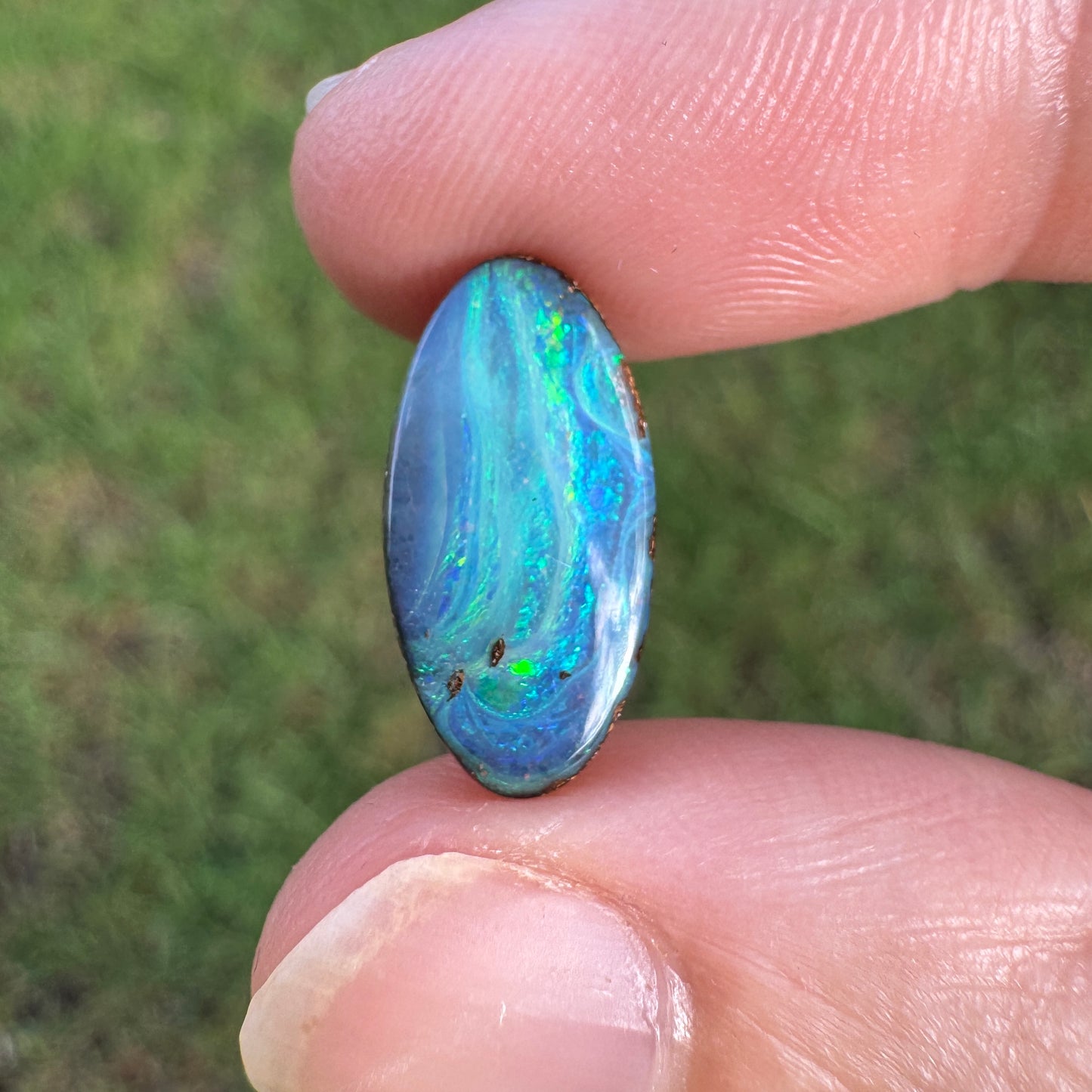 4.11 Ct green-blue boulder opal