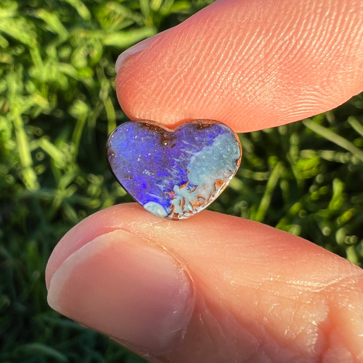 2.77 Ct heart boulder opal