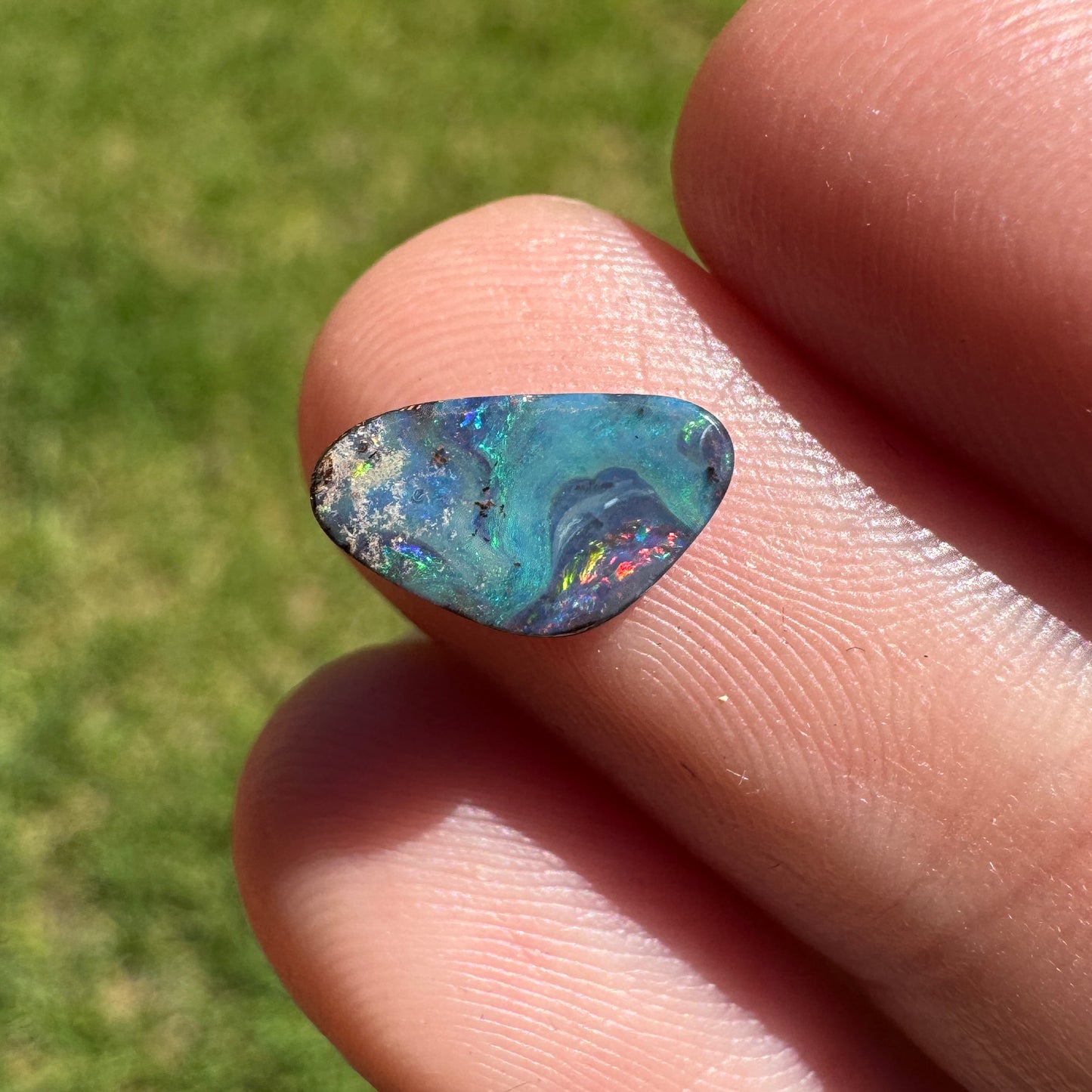 1.16 Ct small boulder opal