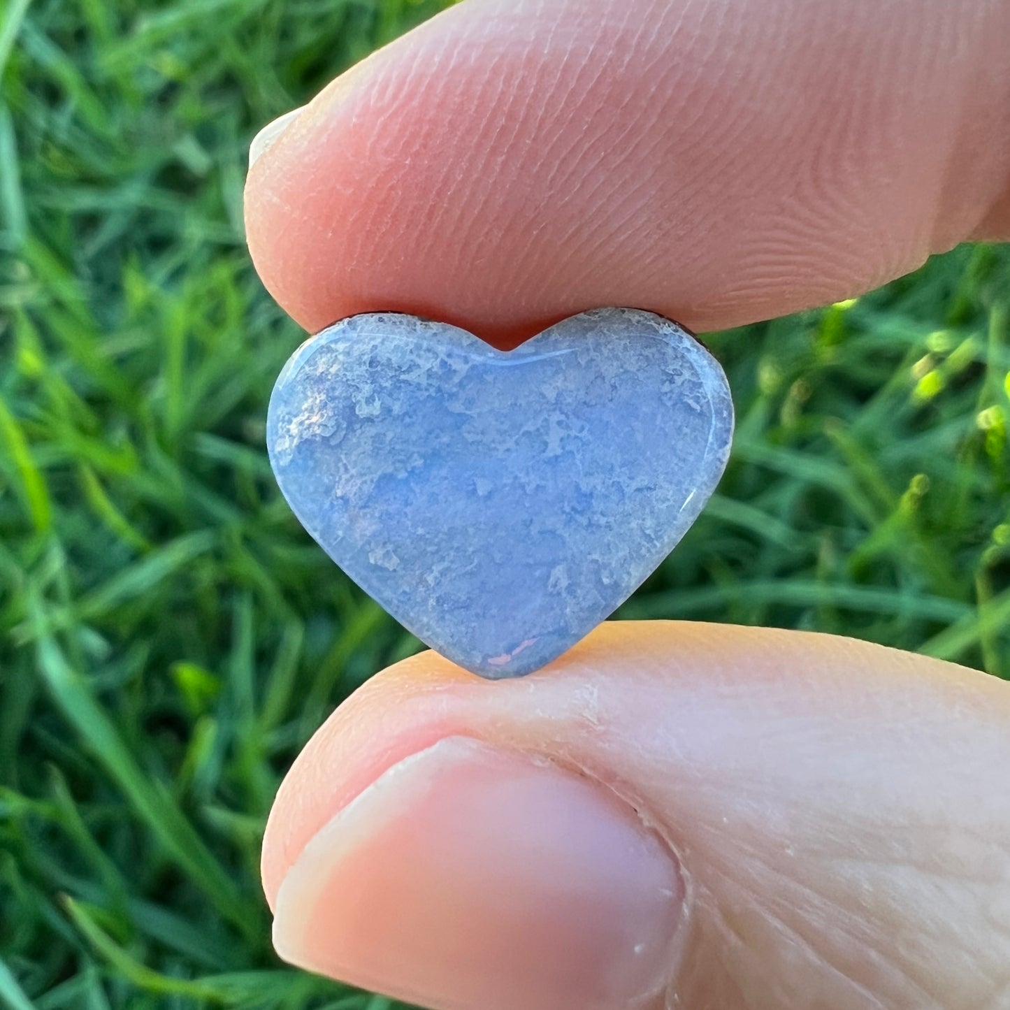 4.50 Ct heart boulder opal